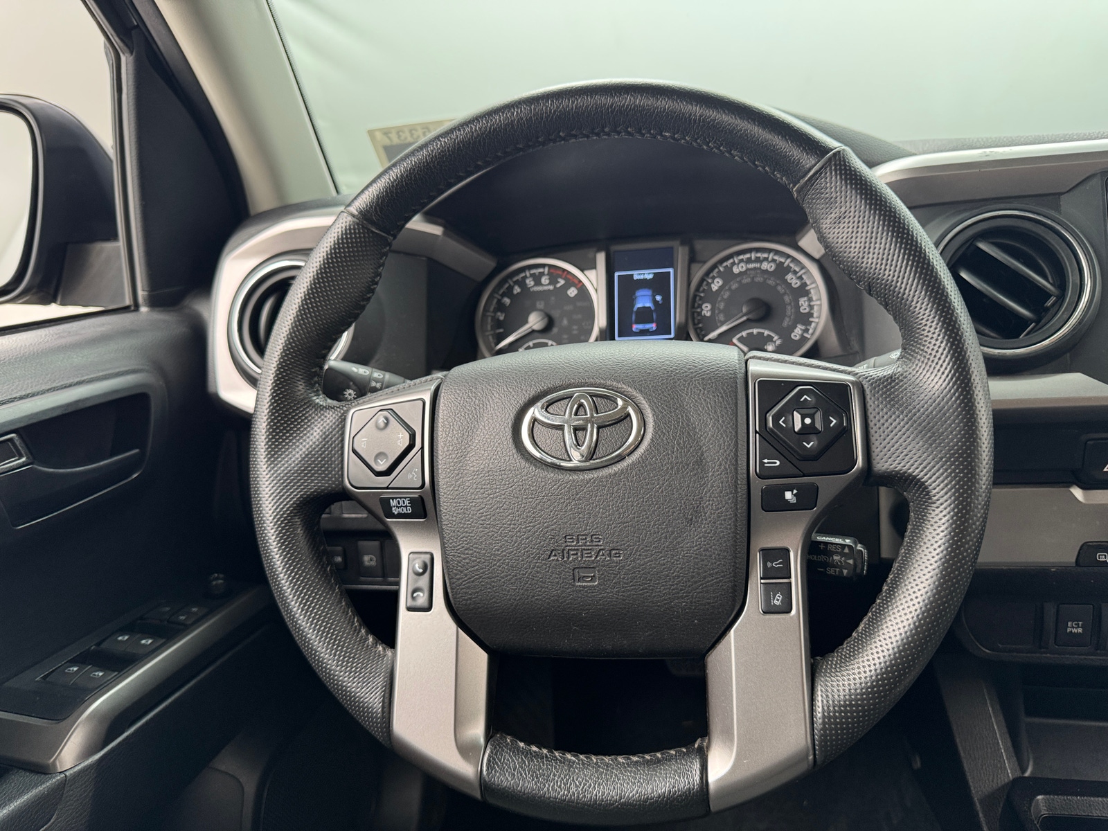 Thumbnail: 2023 Toyota Tacoma - 5