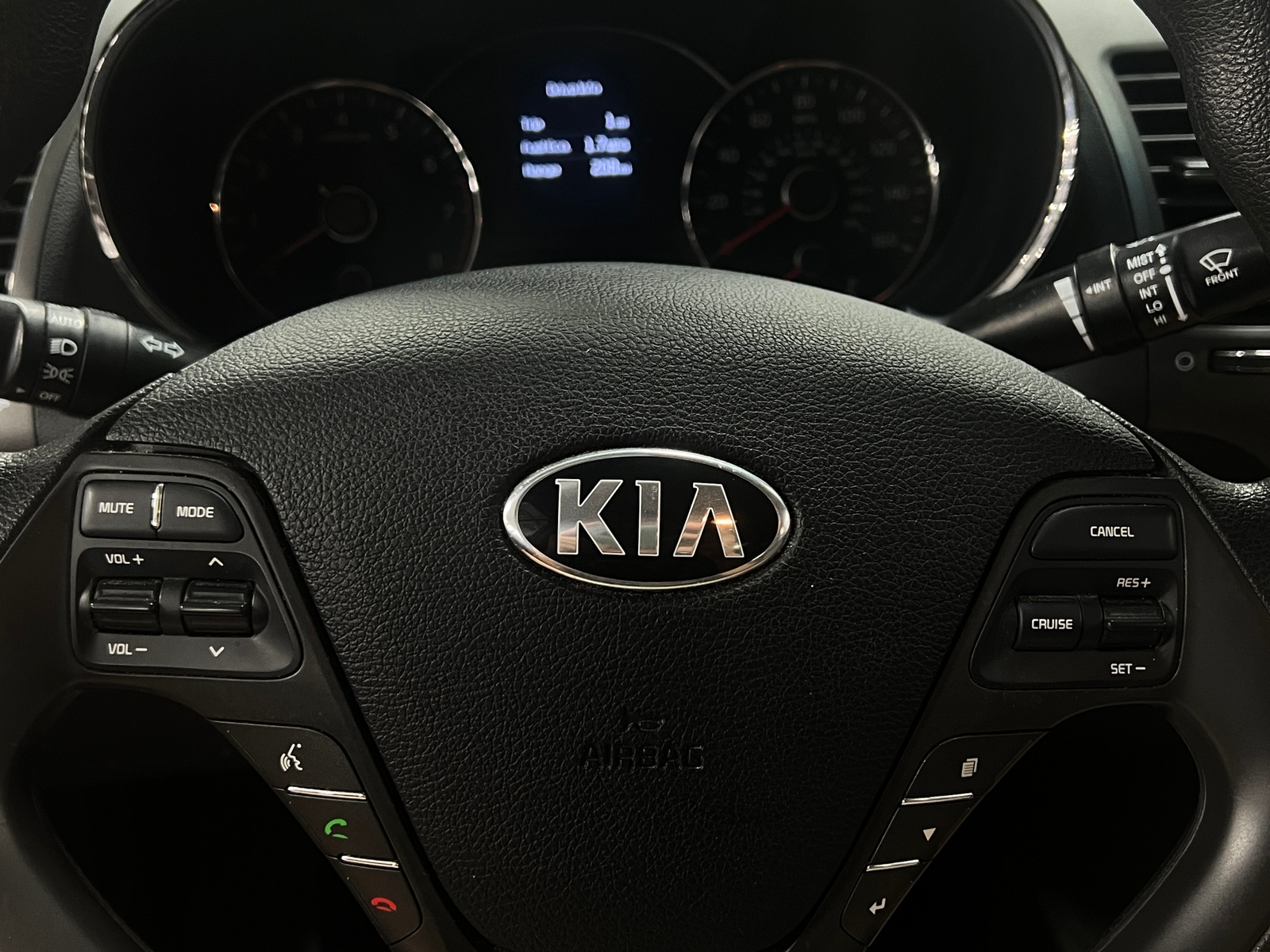 Thumbnail: 2018 Kia Forte - 5