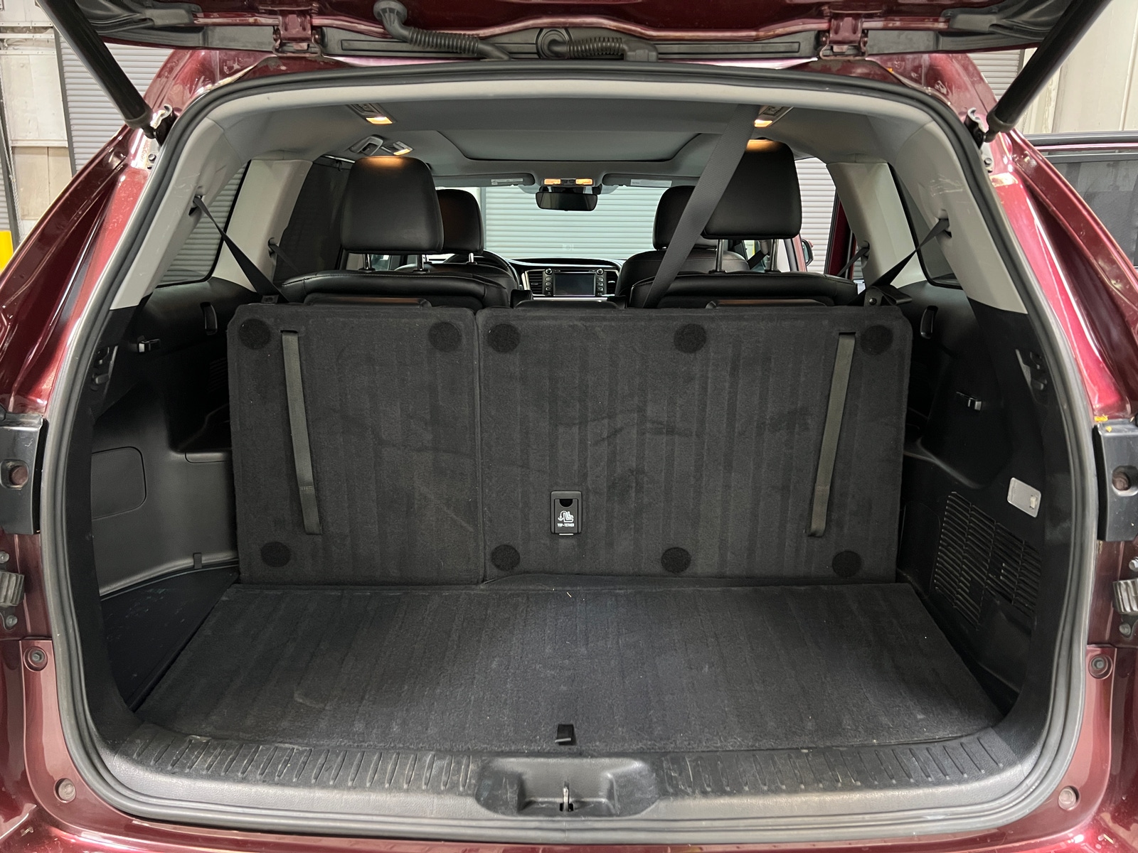 Thumbnail: 2019 Toyota Highlander - 6