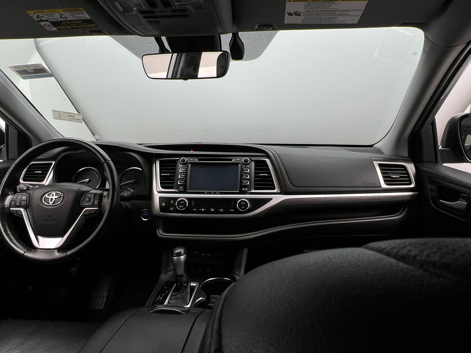 Thumbnail: 2019 Toyota Highlander - 2