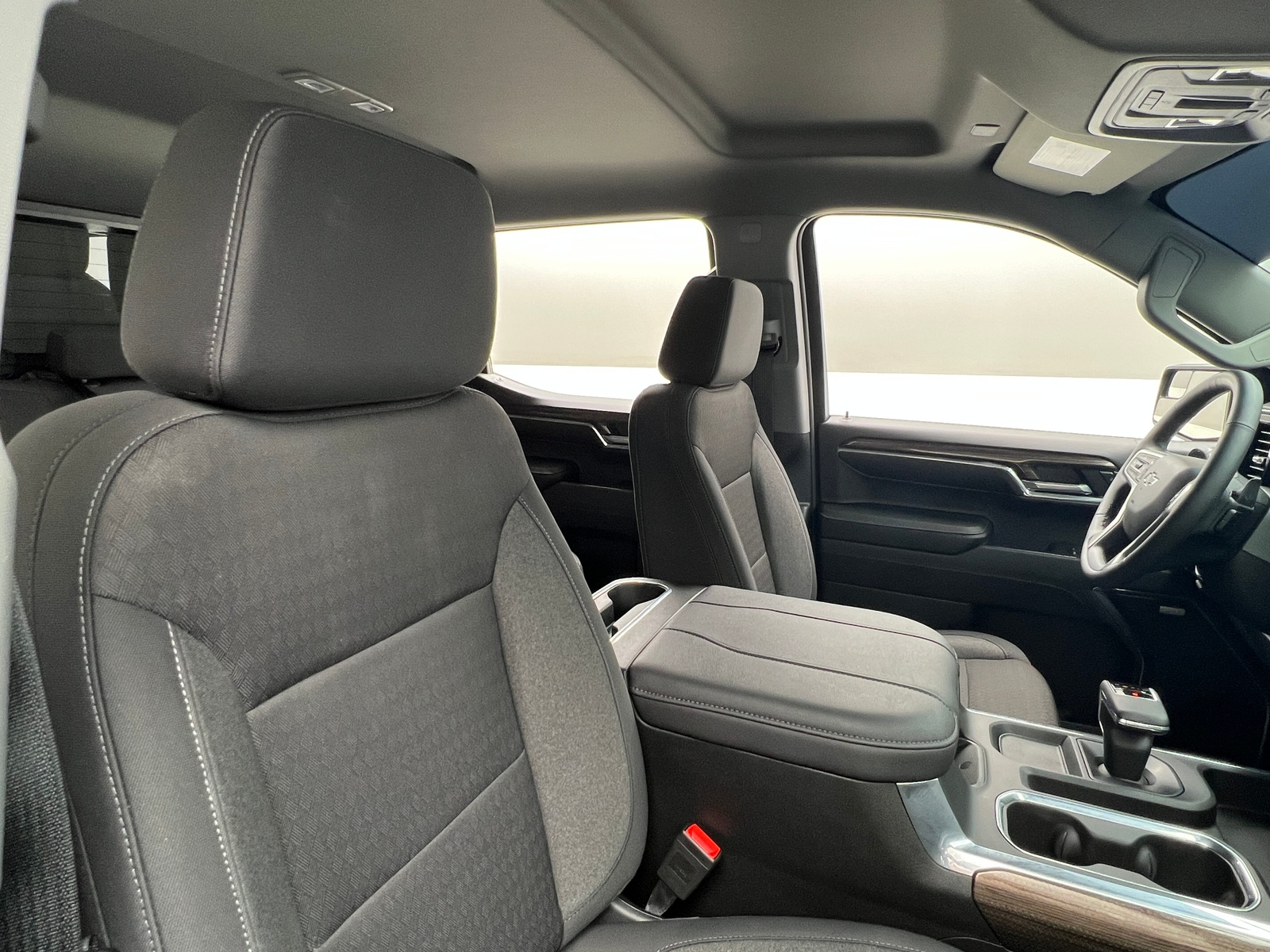 Thumbnail: 2024 Chevrolet Silverado 1500 - 2