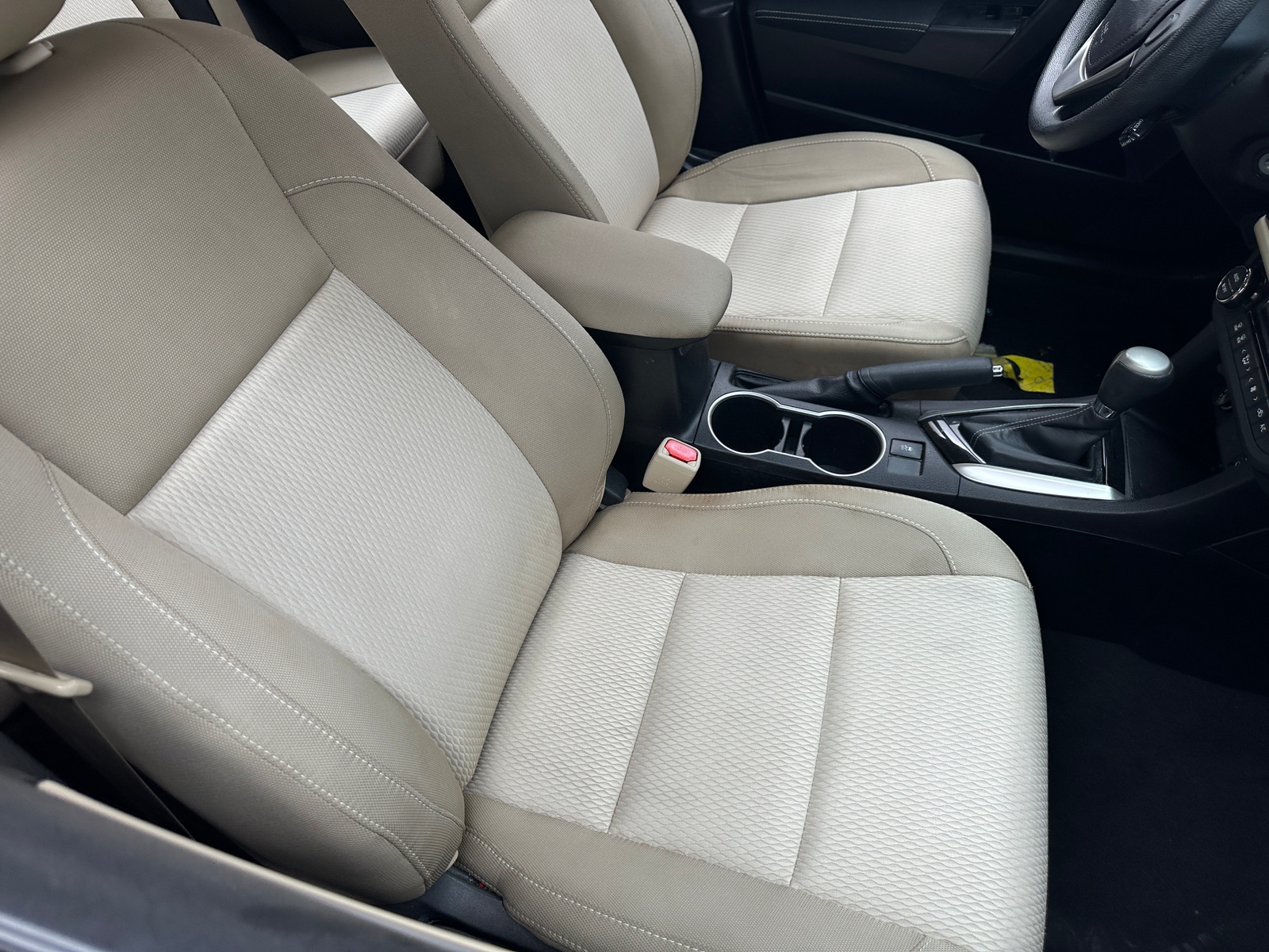 Thumbnail: 2016 Toyota Corolla - 2