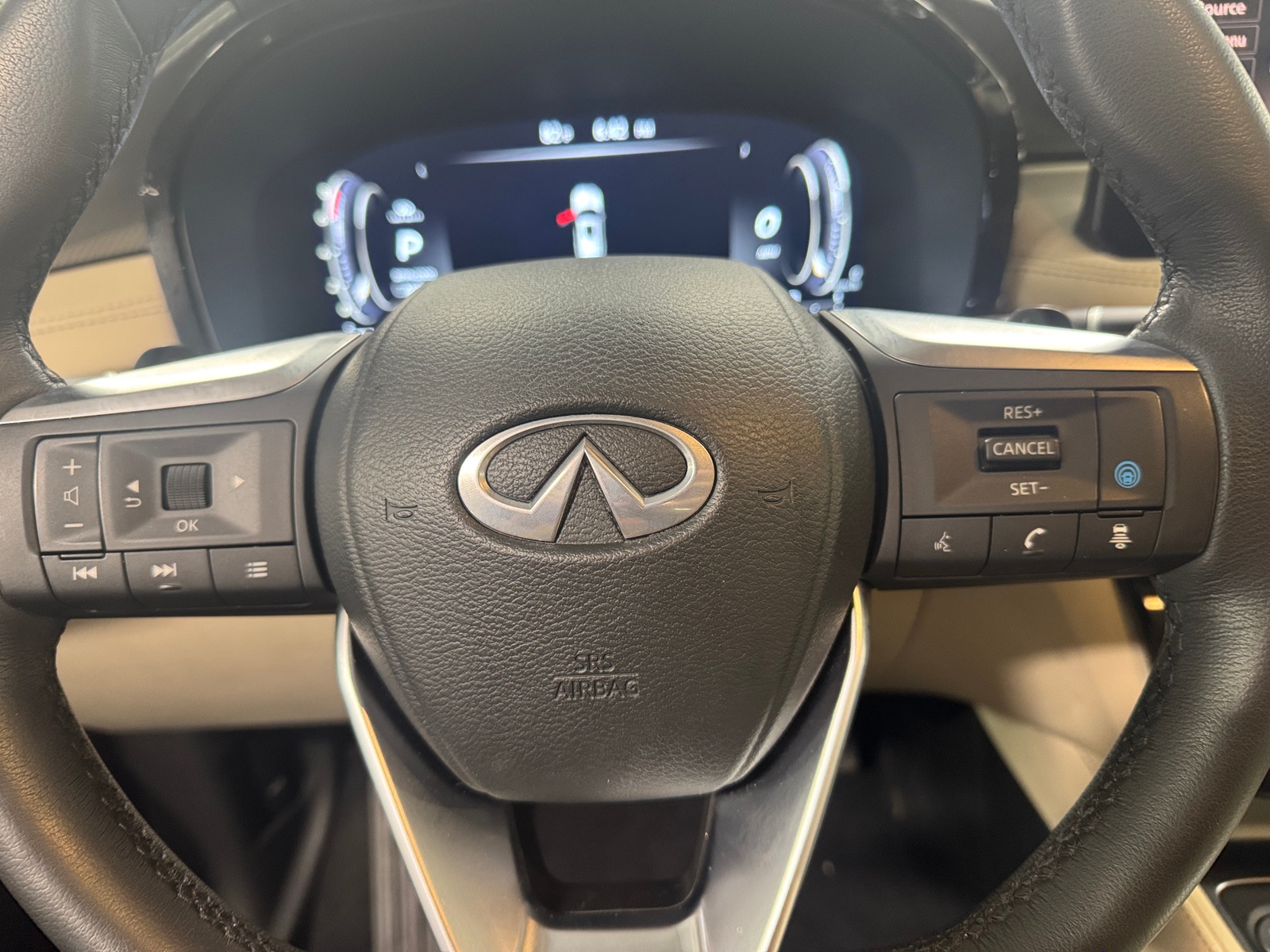 Thumbnail: 2025 INFINITI QX60 - 4
