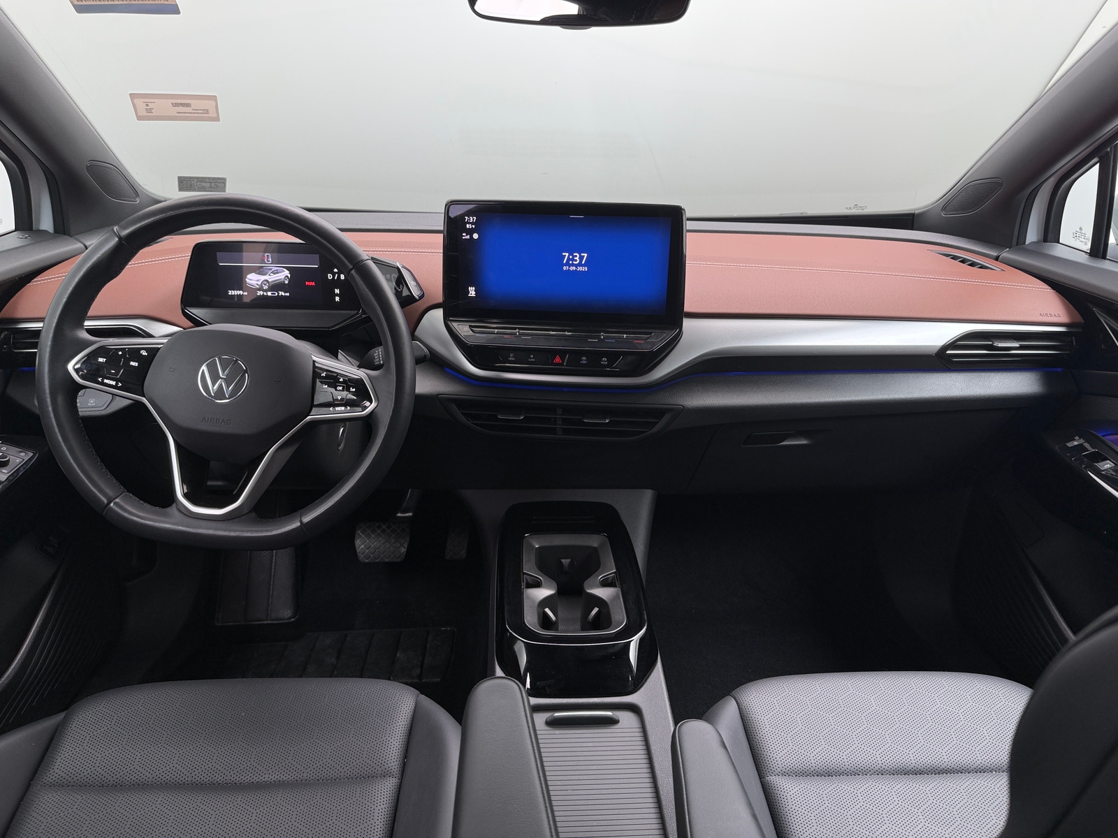 Thumbnail: 2022 Volkswagen ID.4 - 2