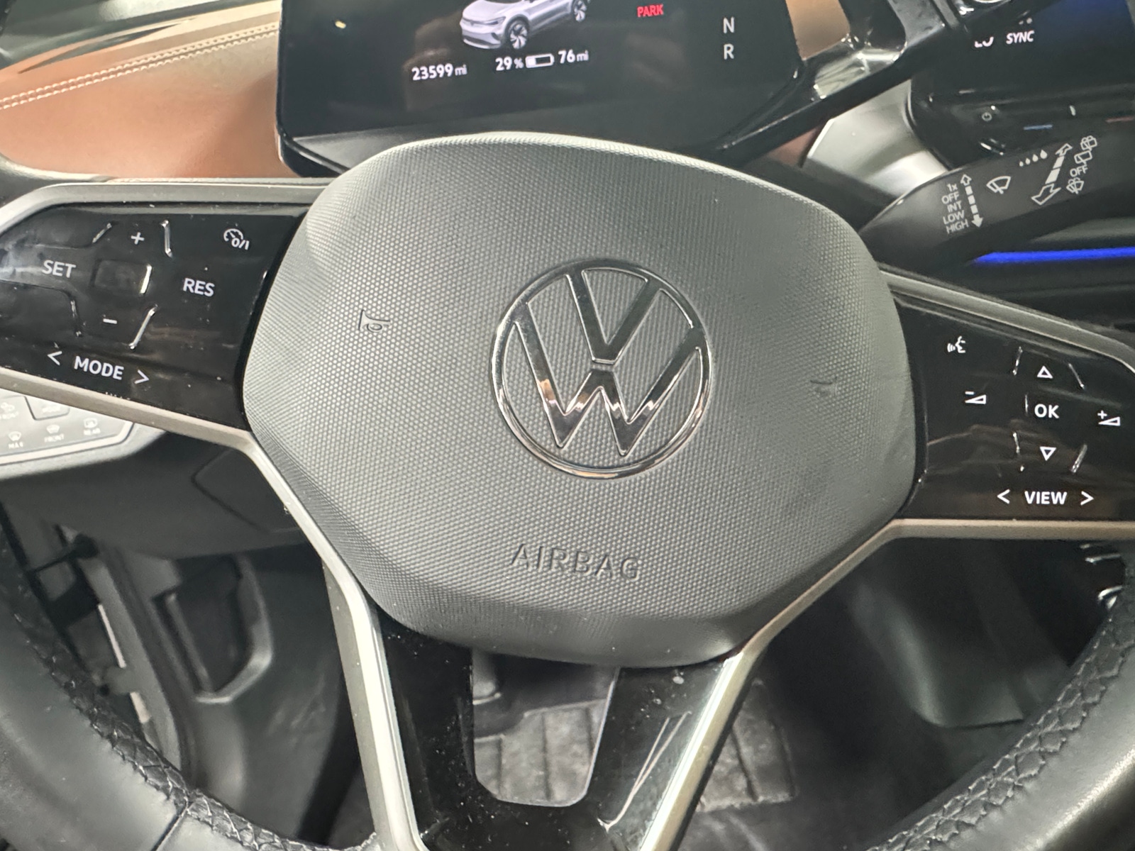 Thumbnail: 2022 Volkswagen ID.4 - 4