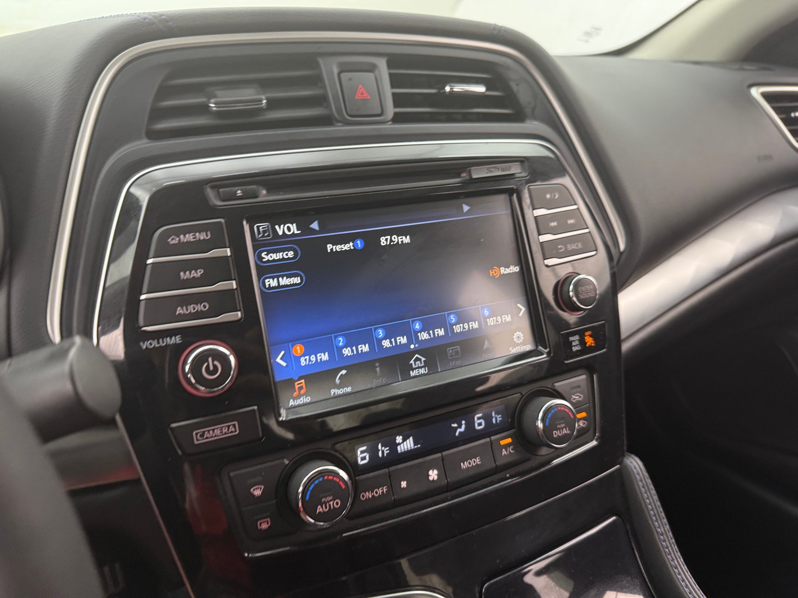 Thumbnail: 2016 Nissan Maxima - 3