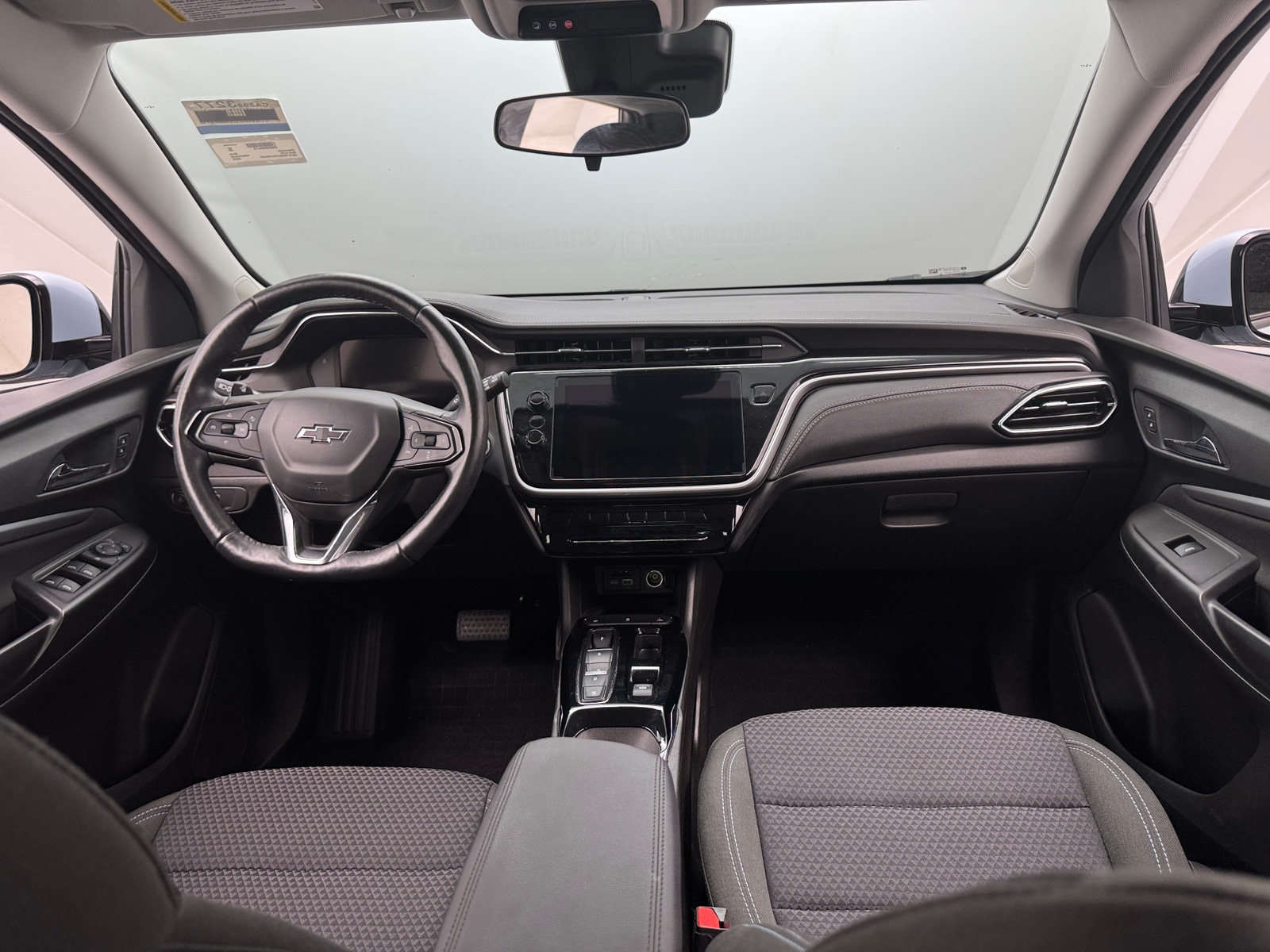 Thumbnail: 2023 Chevrolet Bolt EUV - 3
