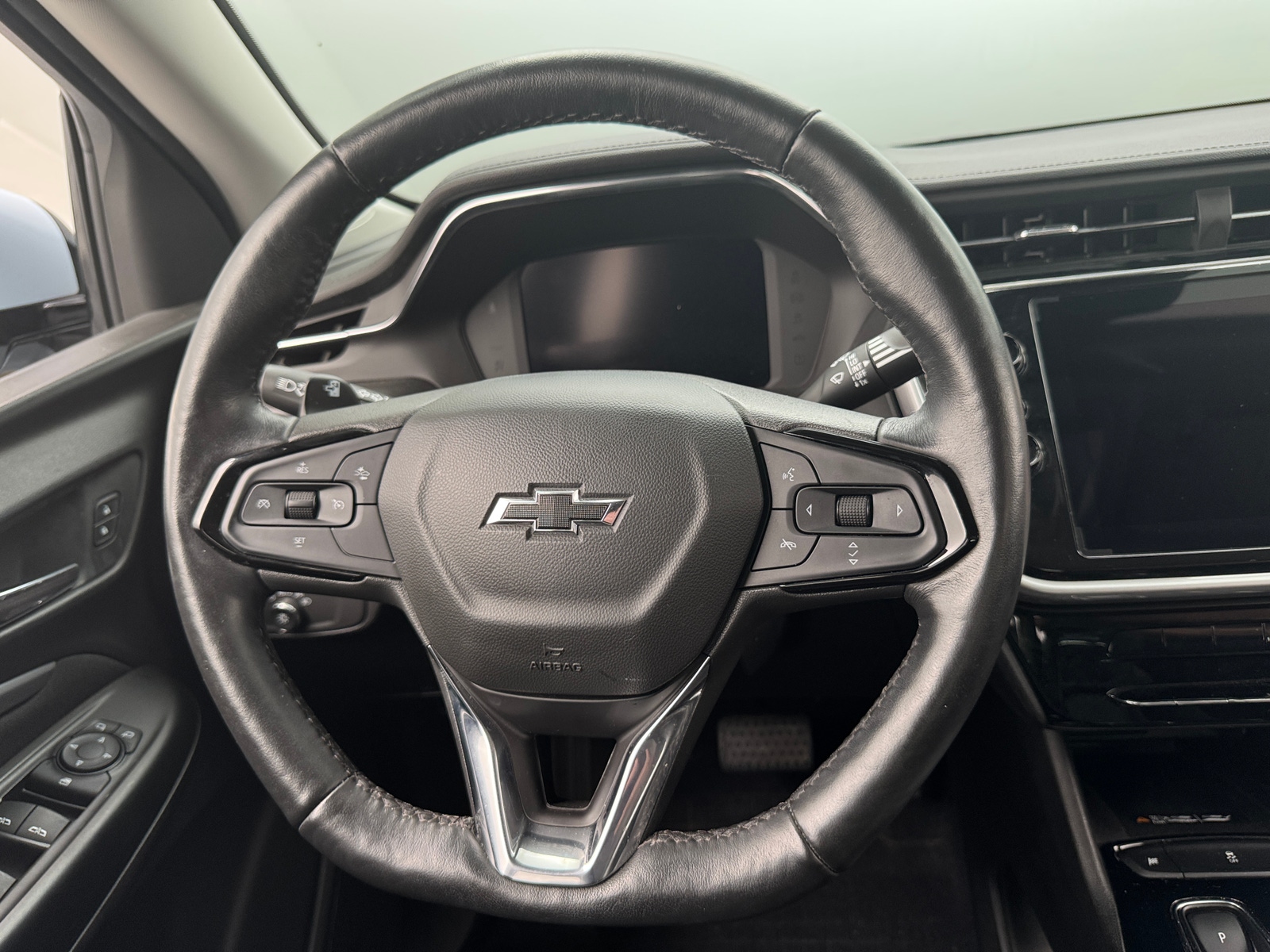 Thumbnail: 2023 Chevrolet Bolt EUV - 5