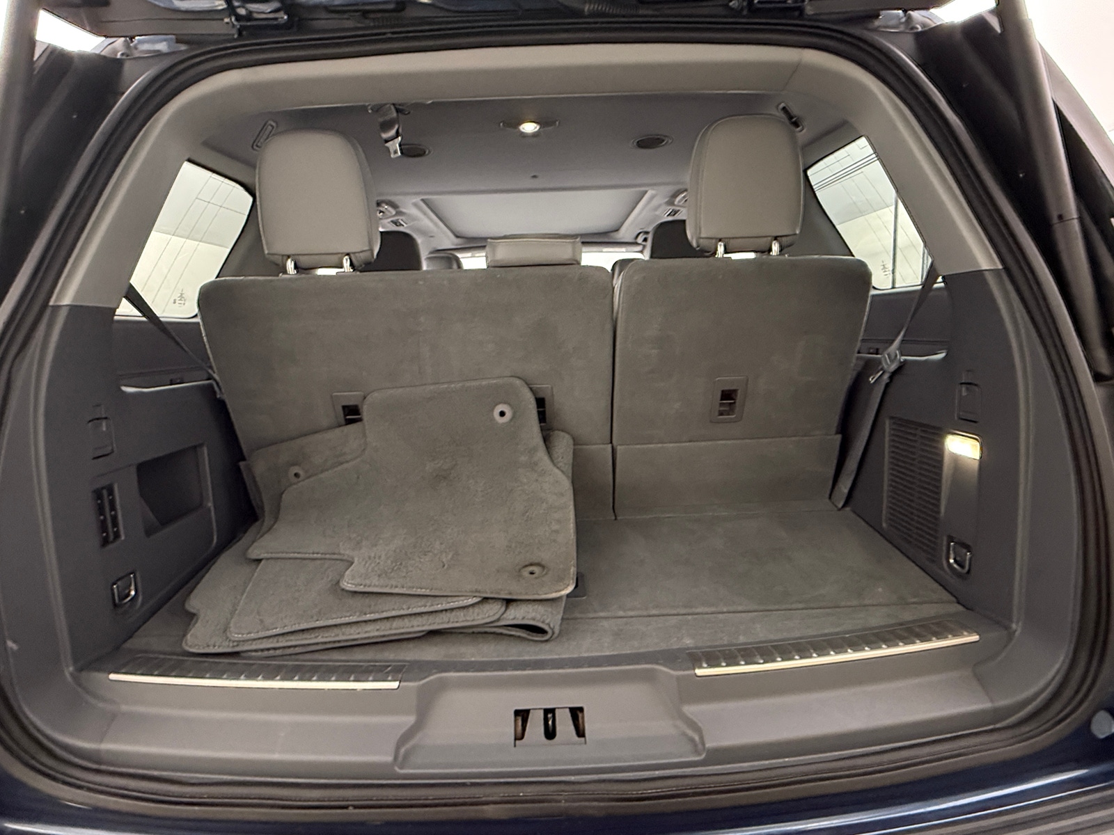 Thumbnail: 2019 Lincoln Navigator - 6