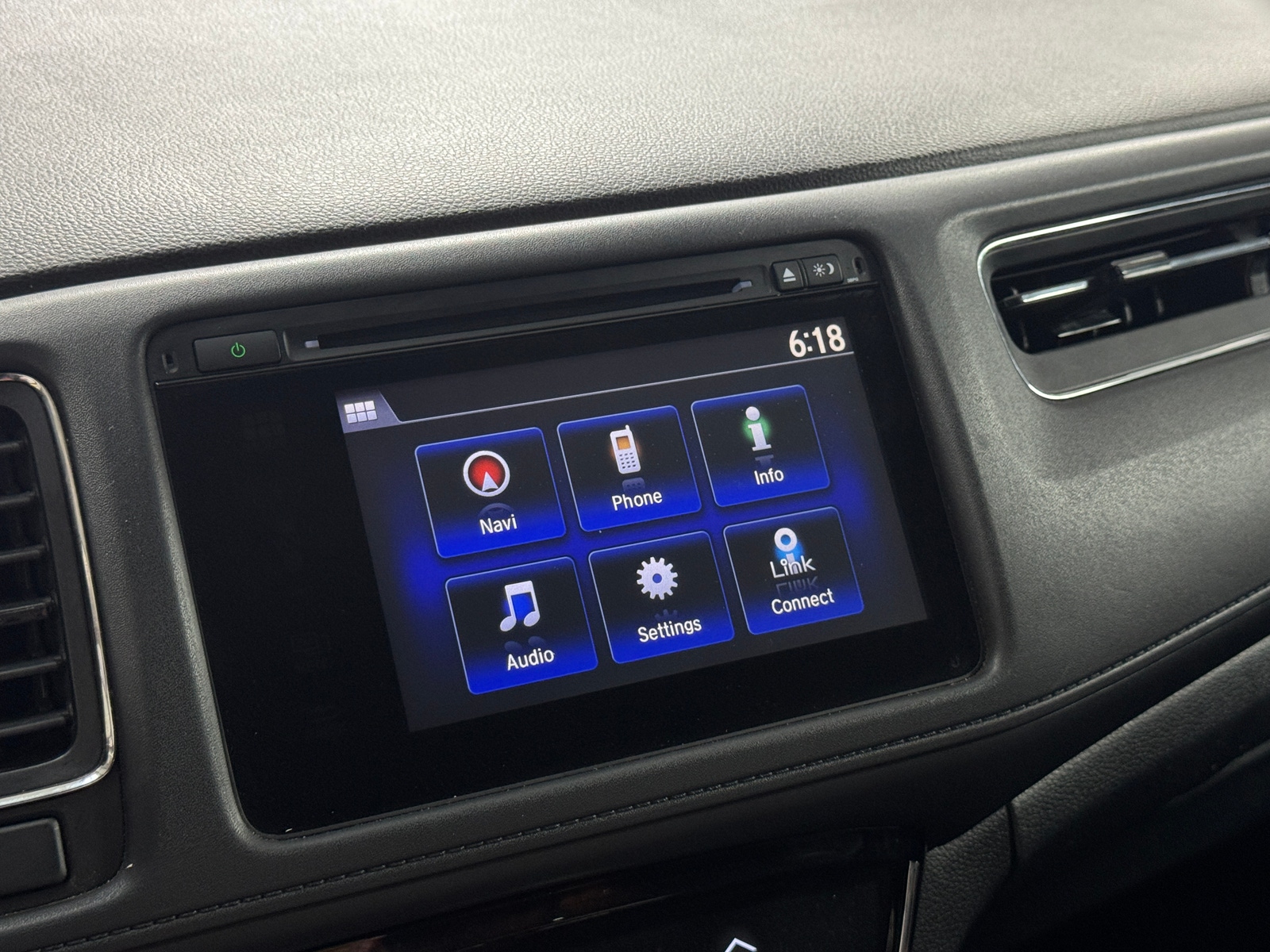 Thumbnail: 2016 Honda HR-V - 3
