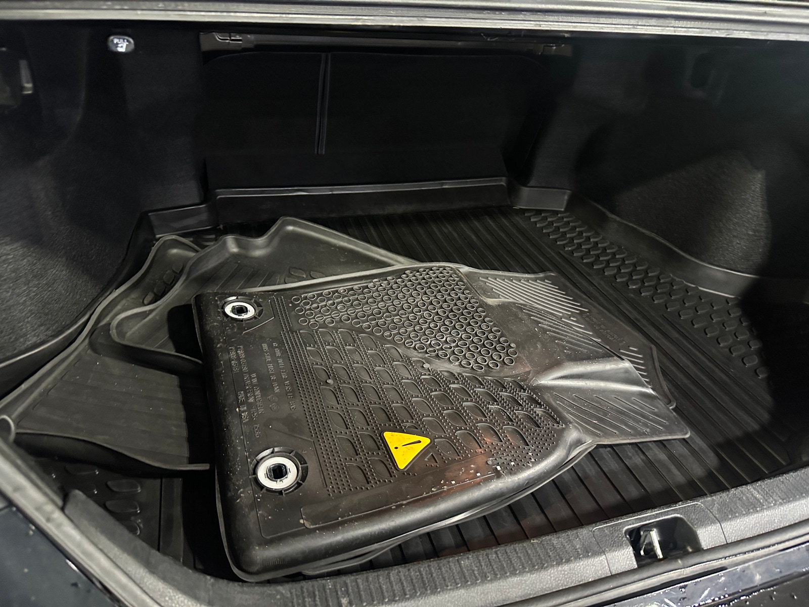 Thumbnail: 2018 Toyota Camry - 7