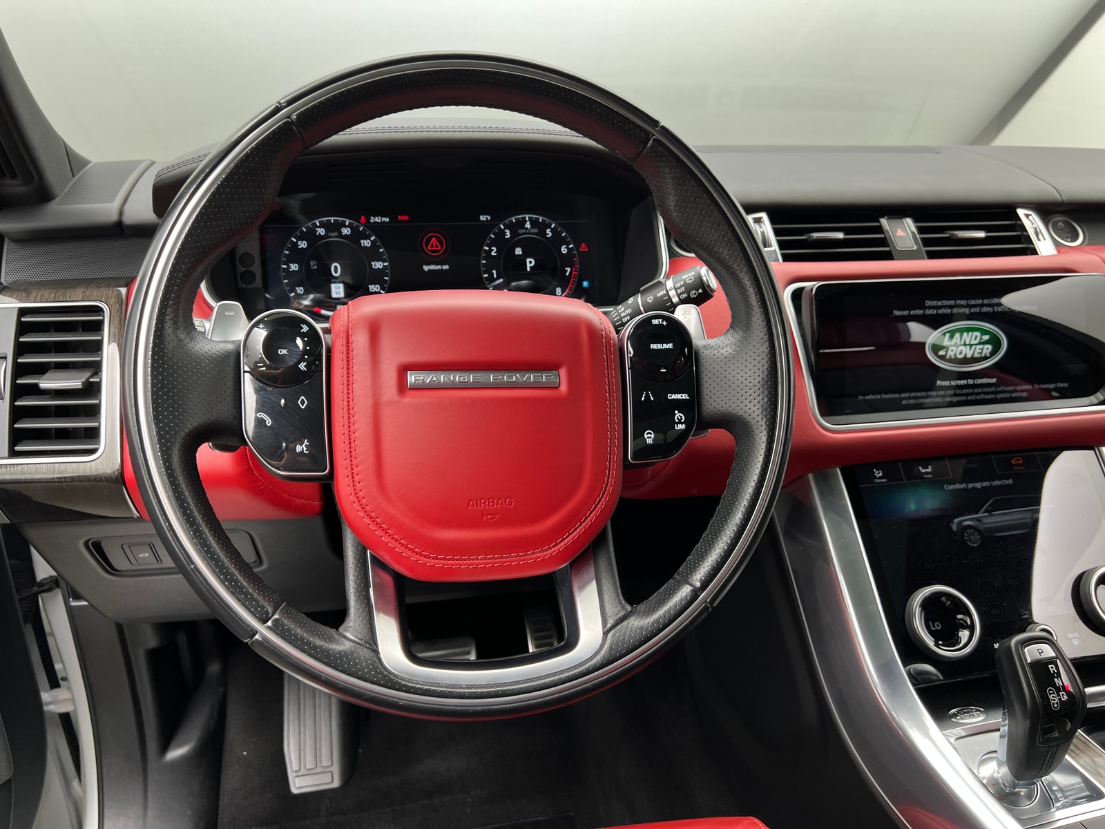 Thumbnail: 2018 Land Rover Range Rover Sport - 4