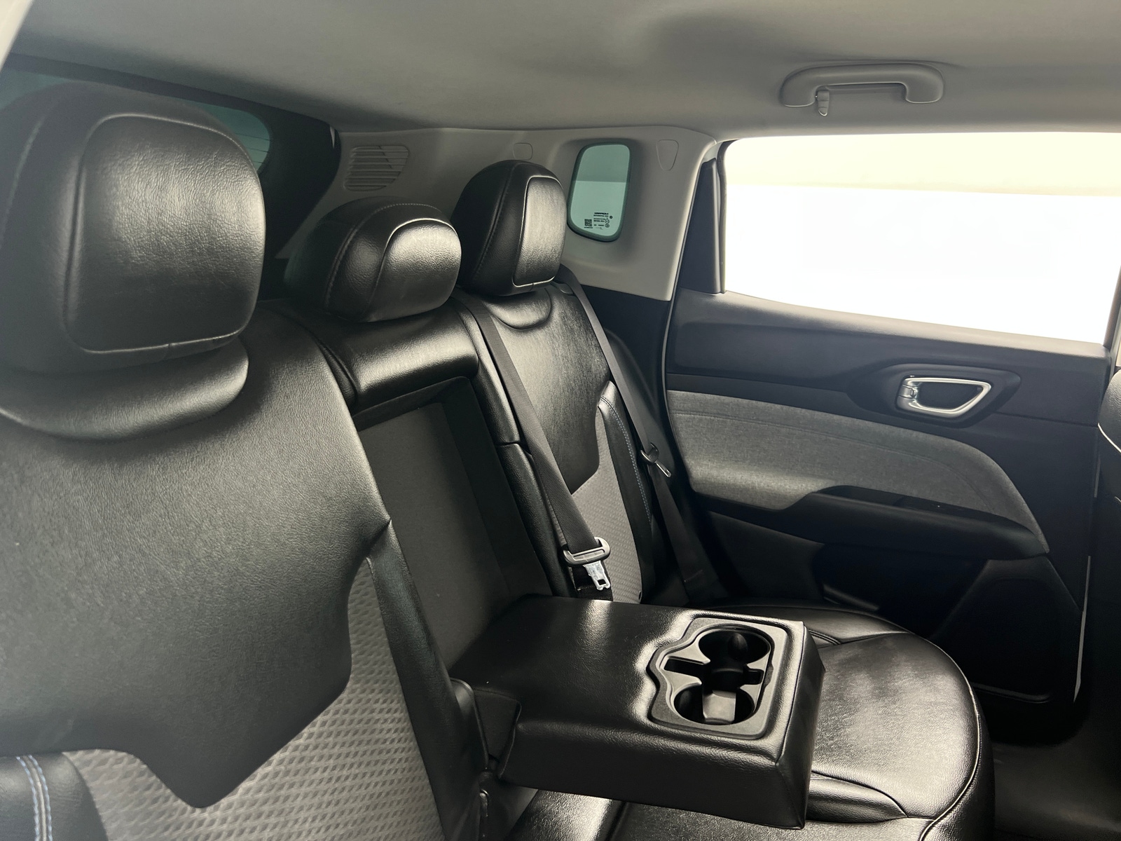 Thumbnail: 2022 Jeep Compass - 6