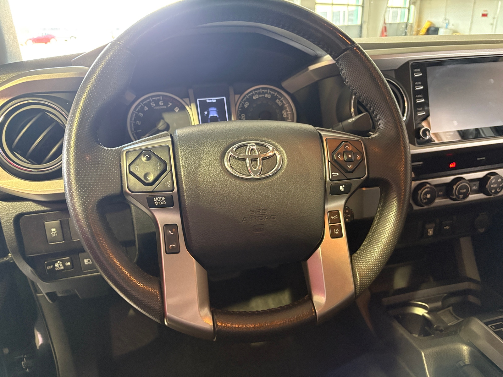 Thumbnail: 2020 Toyota Tacoma - 5