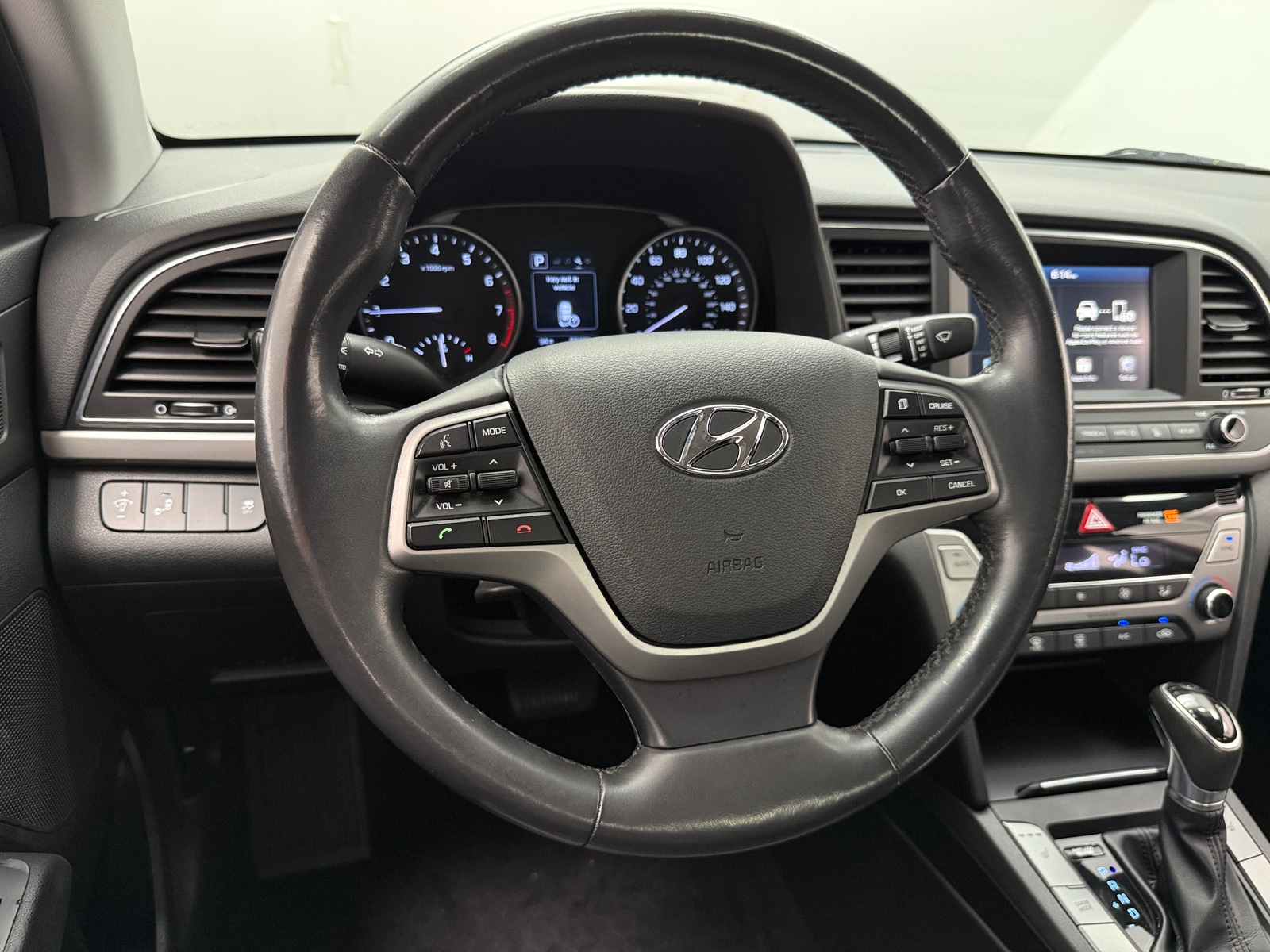 Thumbnail: 2017 Hyundai Elantra - 4