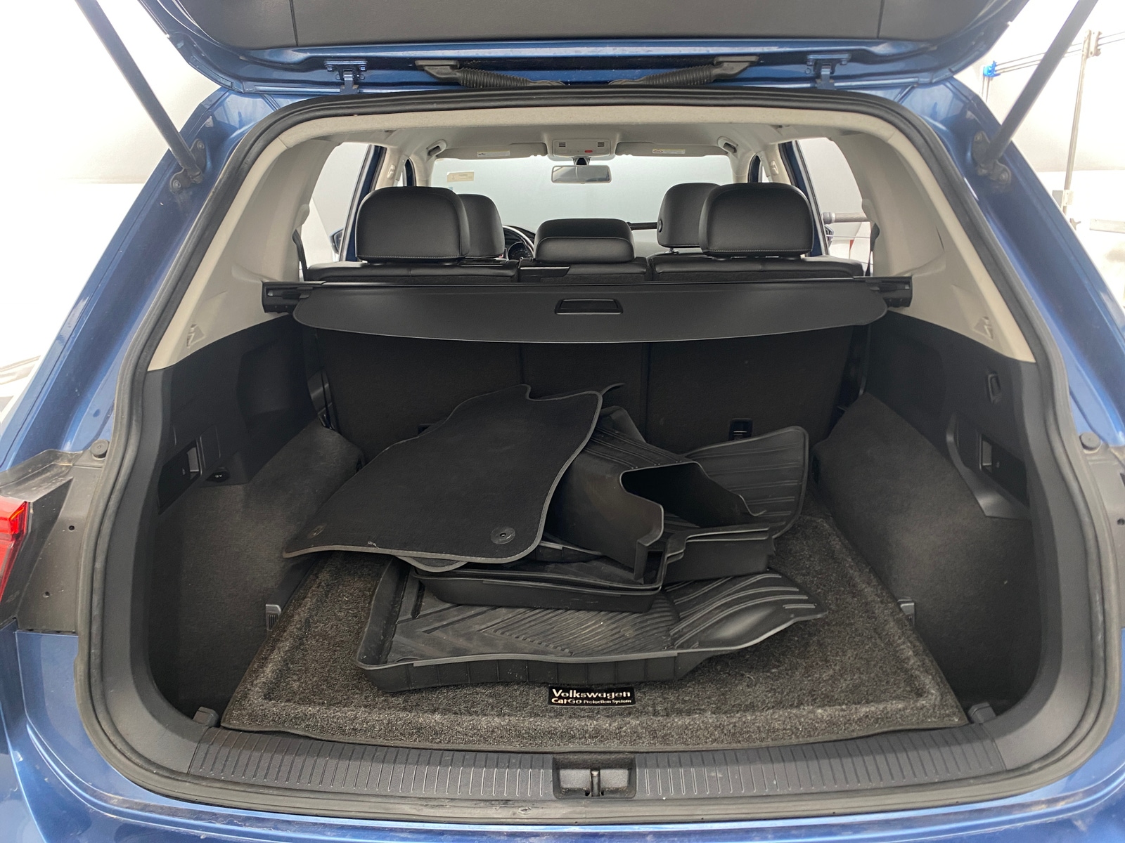 Thumbnail: 2018 Volkswagen Tiguan - 6