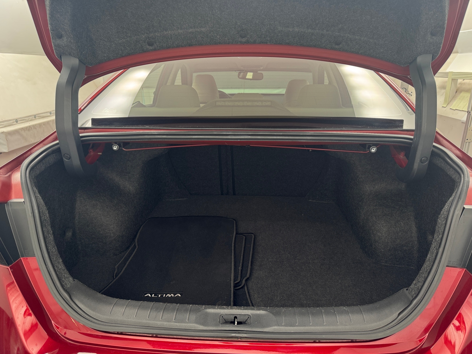 Thumbnail: 2019 Nissan Altima - 6