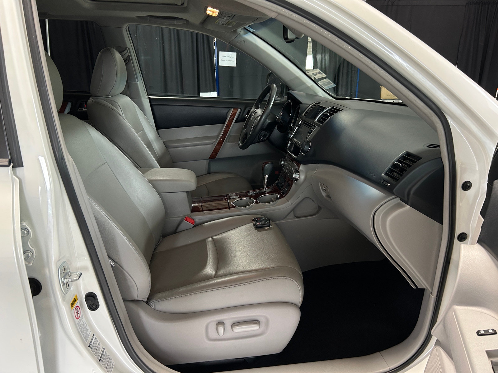 Thumbnail: 2013 Toyota Highlander - 2