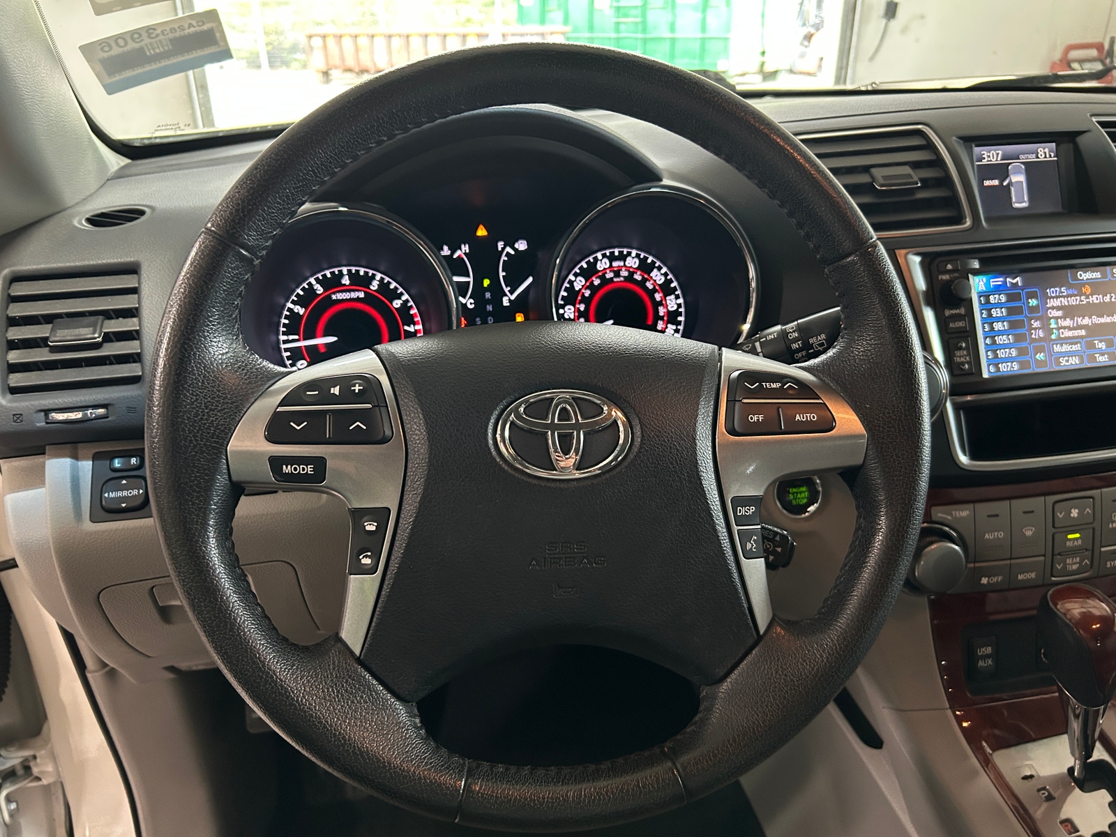 Thumbnail: 2013 Toyota Highlander - 5