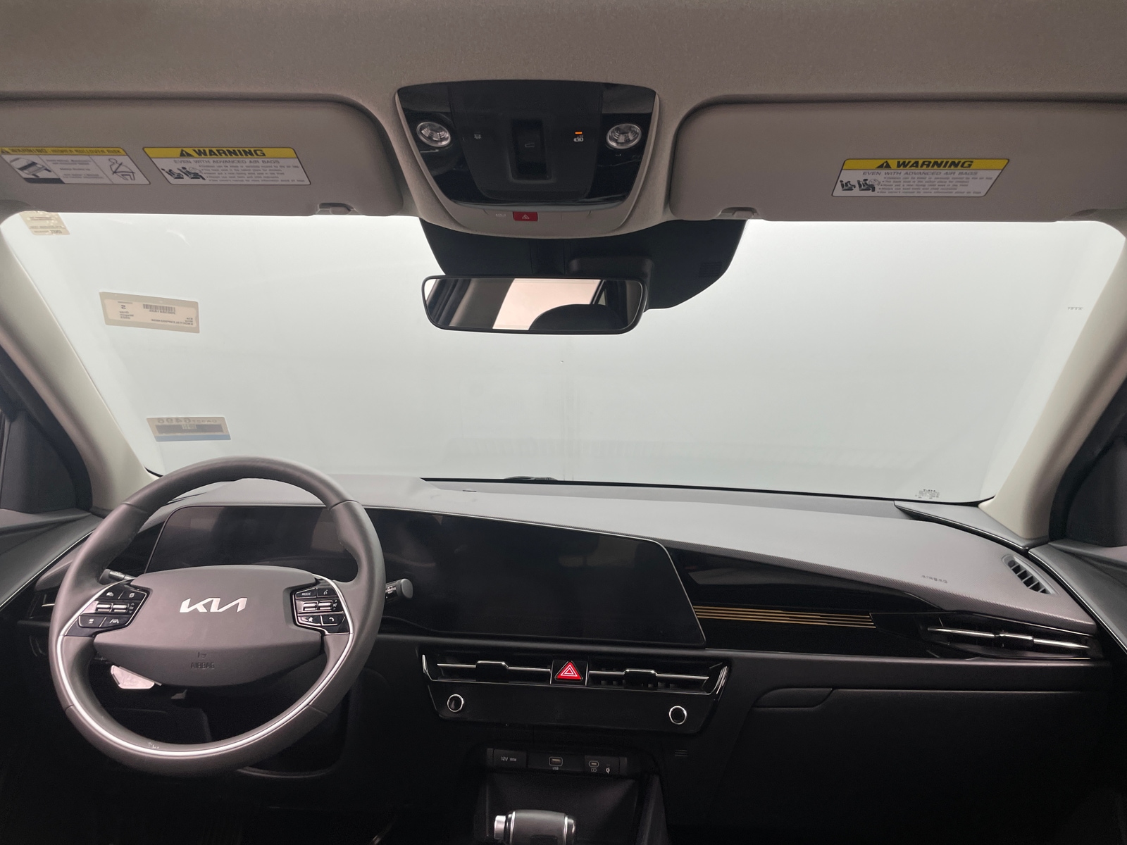 Thumbnail: 2023 Kia Niro - 2