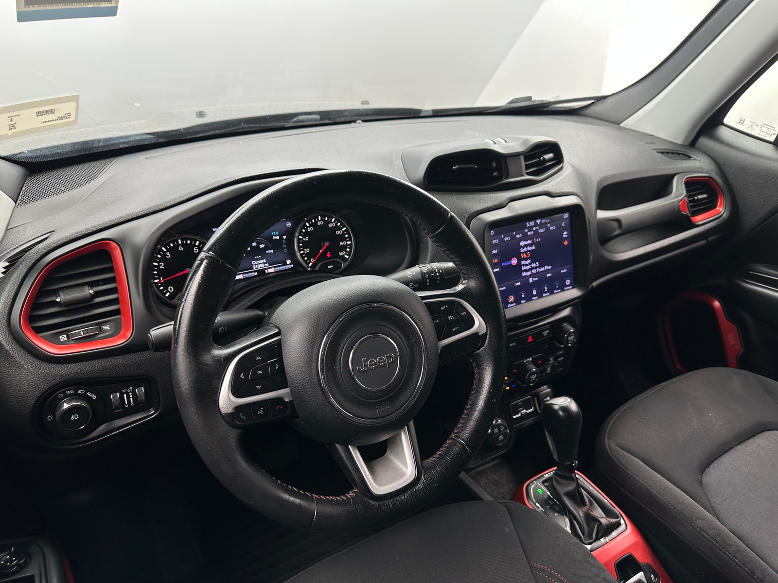 Thumbnail: 2018 Jeep Renegade - 3