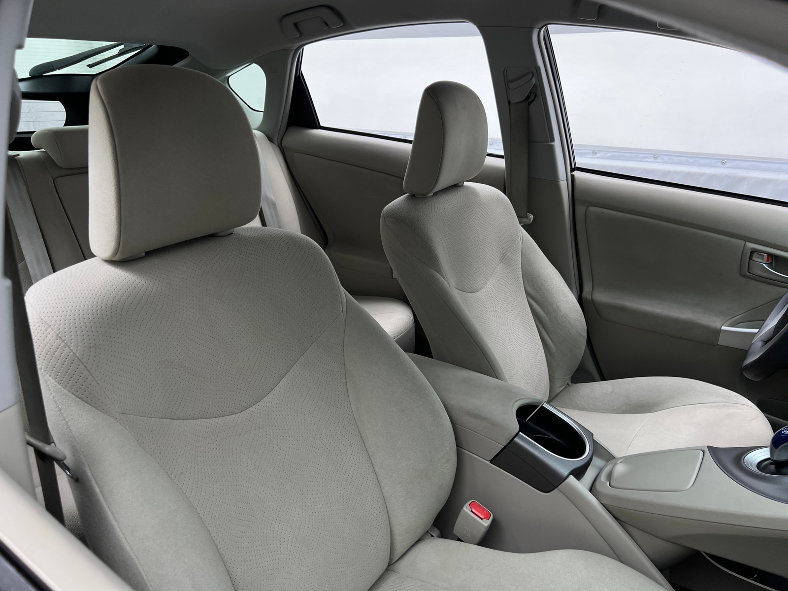 Thumbnail: 2015 Toyota Prius - 2