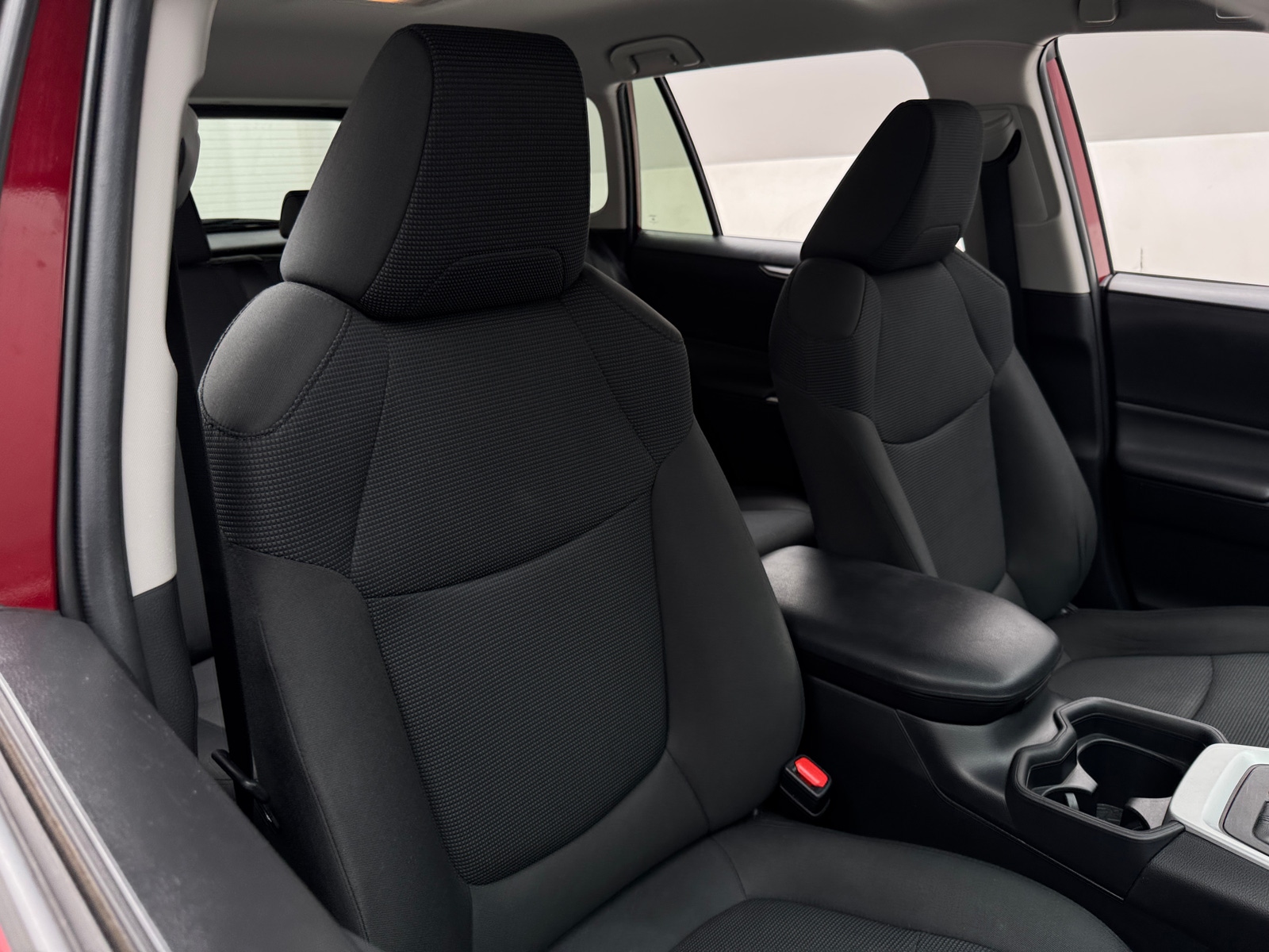 Thumbnail: 2020 Toyota RAV4 - 2