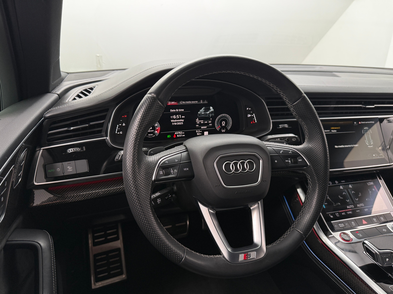 Thumbnail: 2021 Audi SQ7 - 4