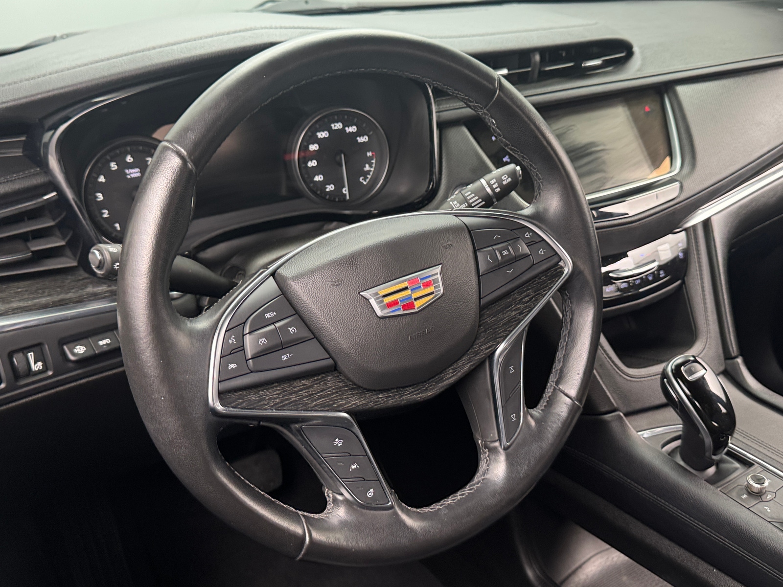 Thumbnail: 2021 Cadillac XT5 - 4