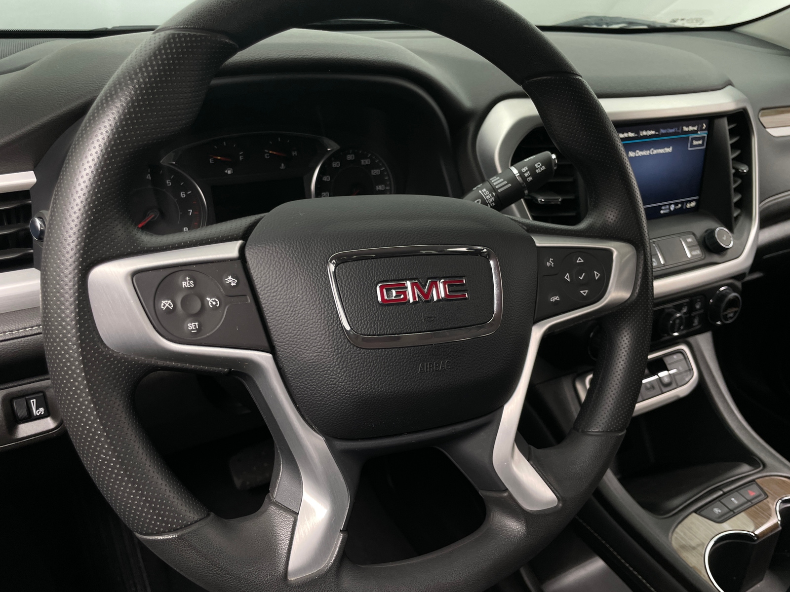 Thumbnail: 2023 GMC Acadia - 5