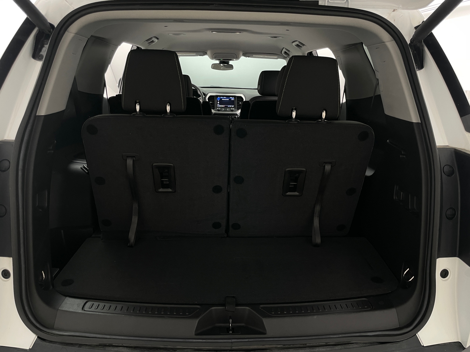 Thumbnail: 2023 GMC Acadia - 7