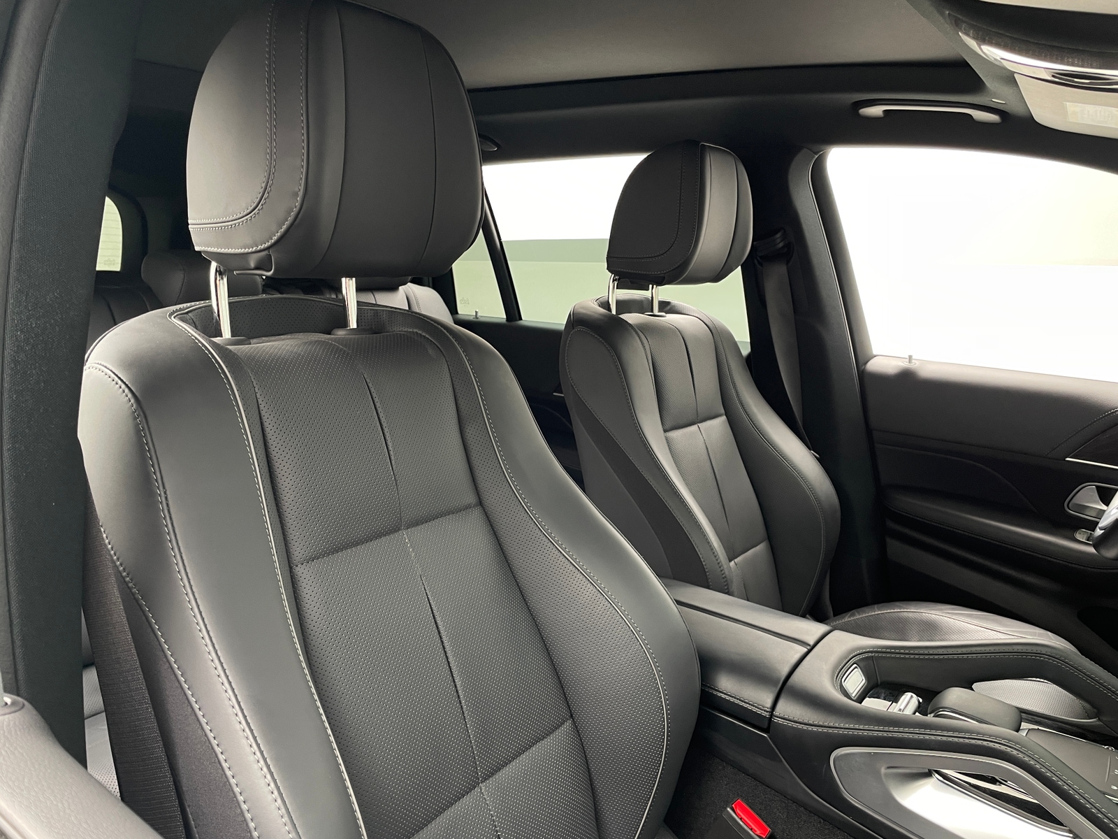 Thumbnail: 2020 Mercedes-Benz GLS - 2
