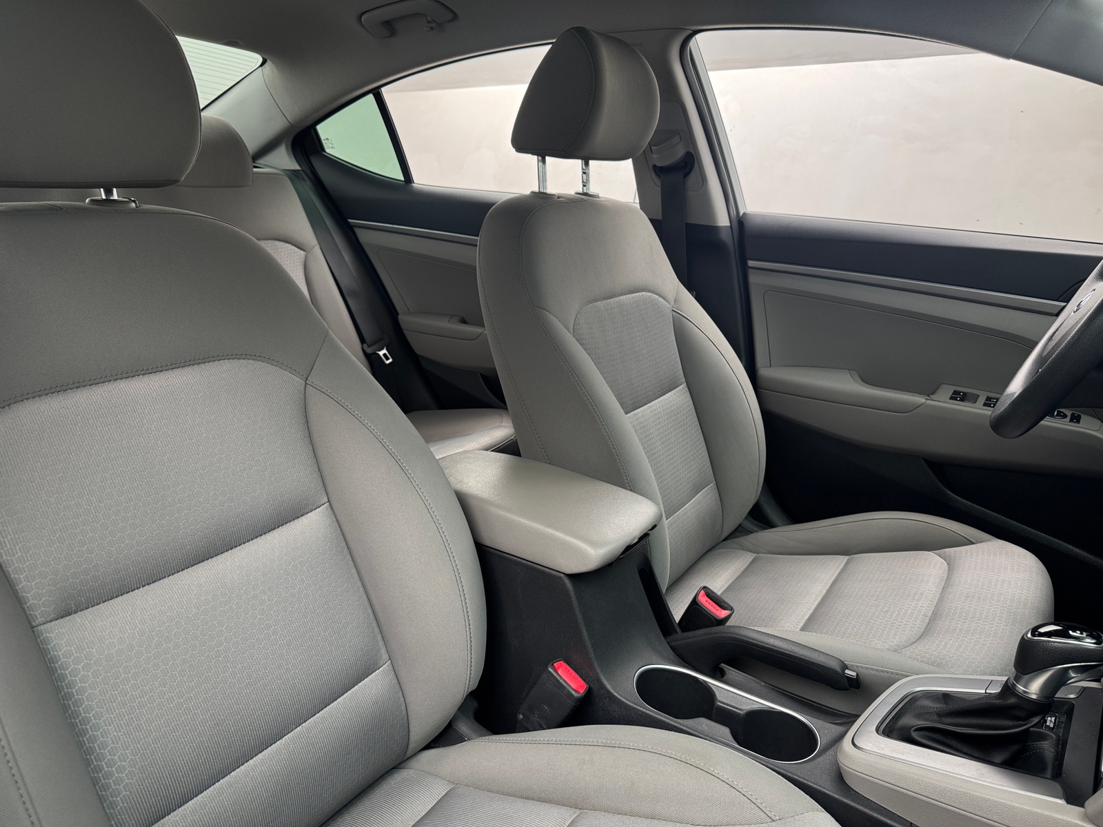 Thumbnail: 2017 Hyundai Elantra - 2