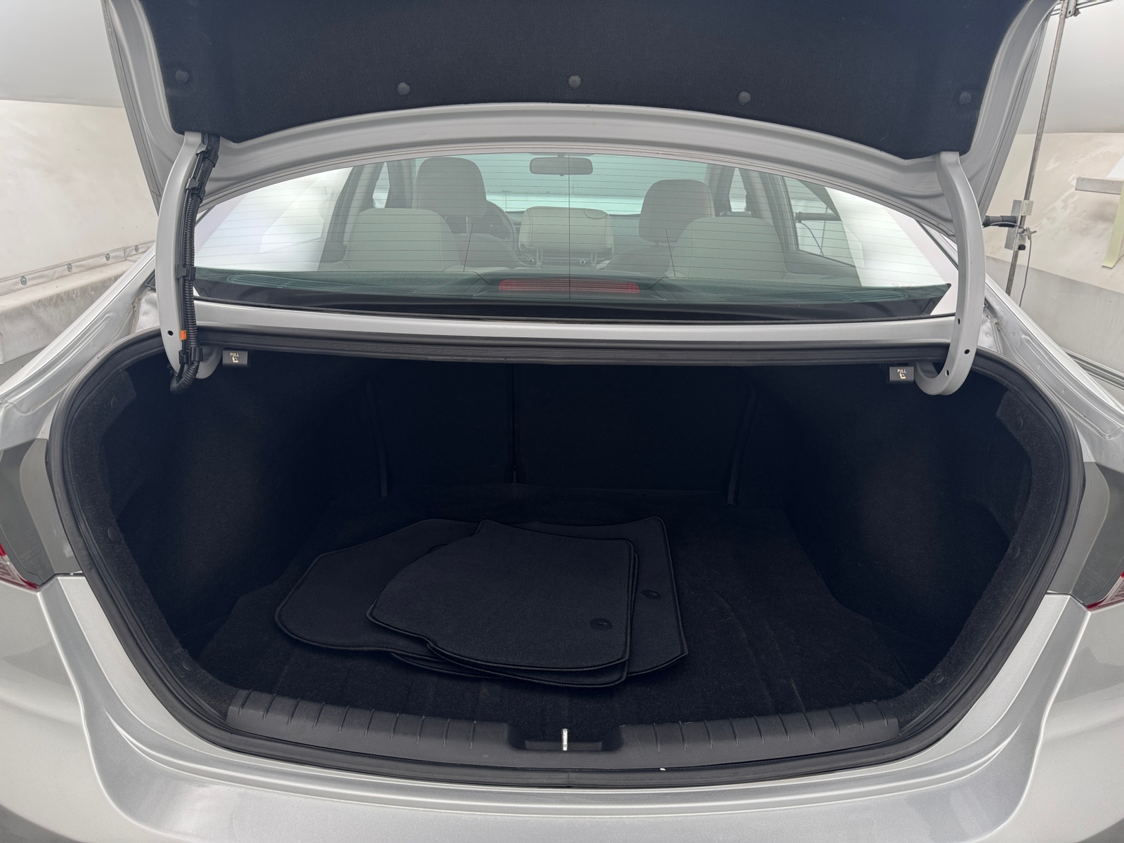 Thumbnail: 2017 Hyundai Elantra - 7