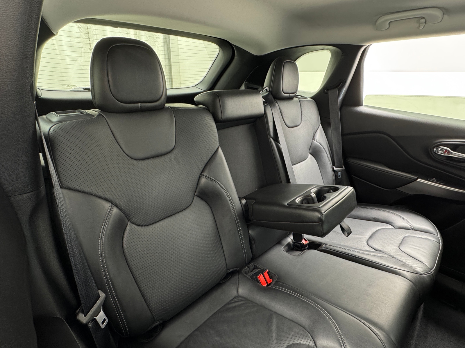Thumbnail: 2021 Jeep Cherokee - 5
