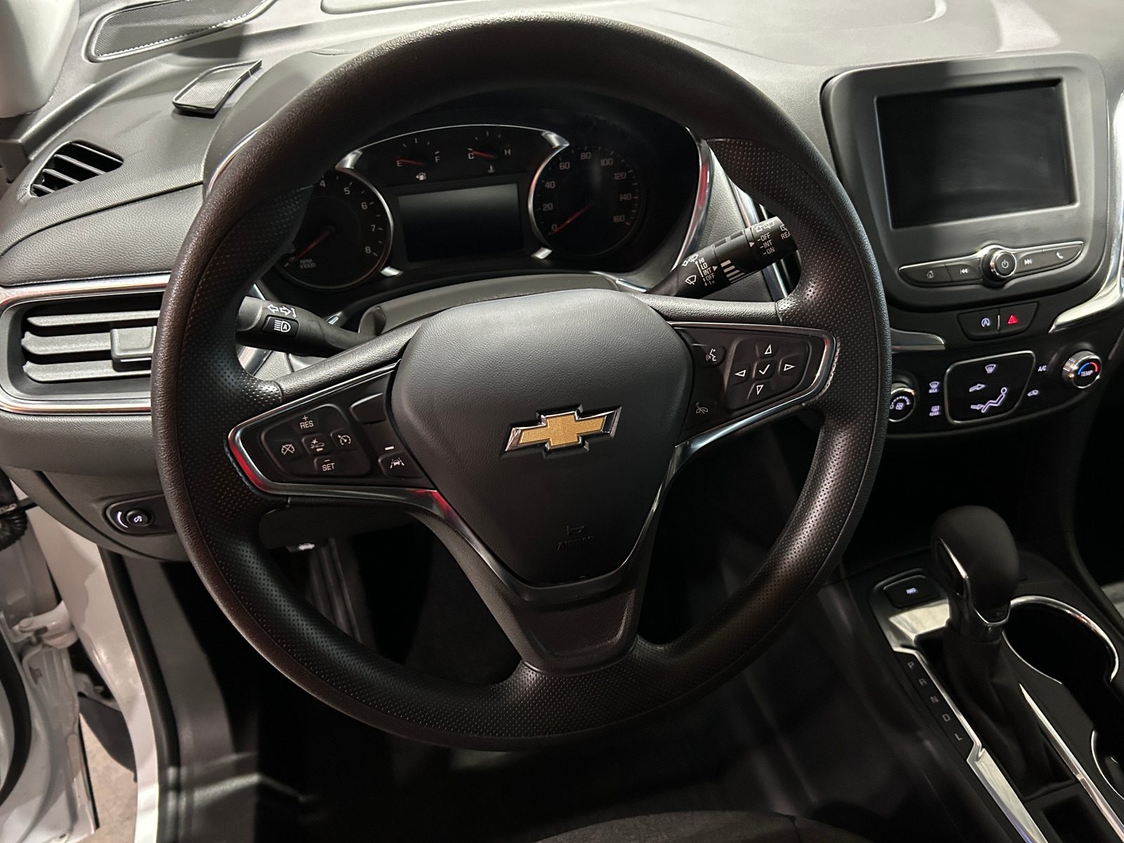 Thumbnail: 2023 Chevrolet Equinox - 5