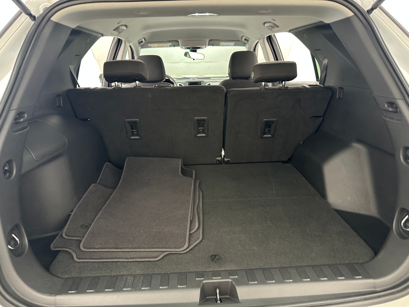 Thumbnail: 2019 Chevrolet Equinox - 7
