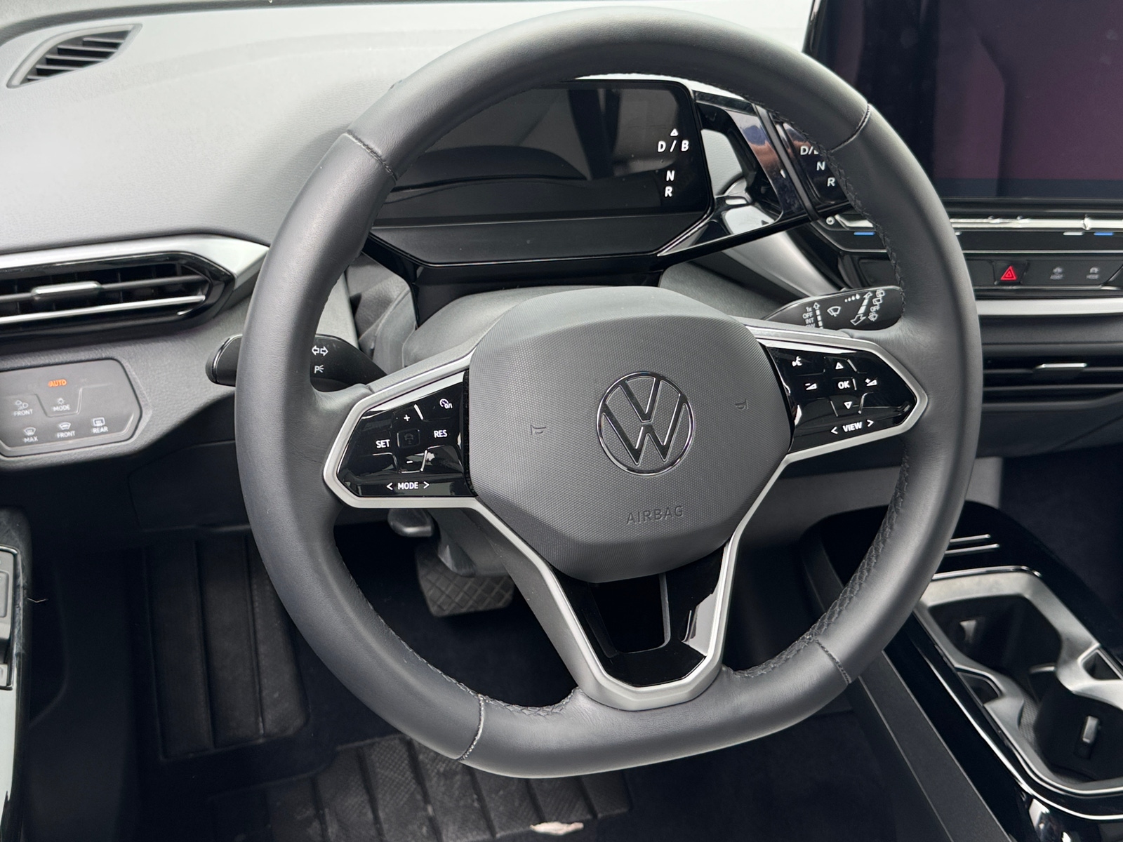 Thumbnail: 2021 Volkswagen ID.4 - 4