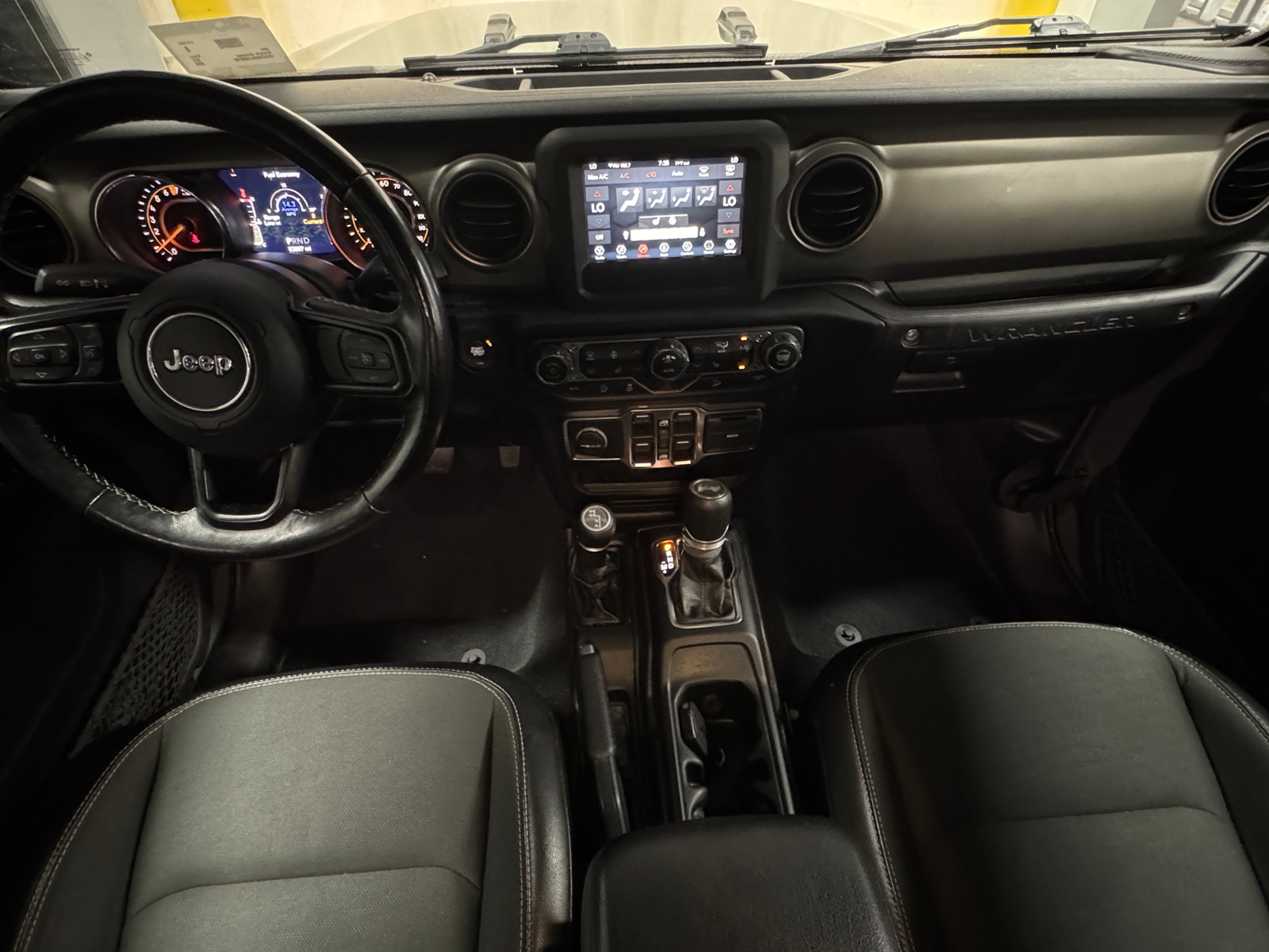 Thumbnail: 2020 Jeep Wrangler - 3