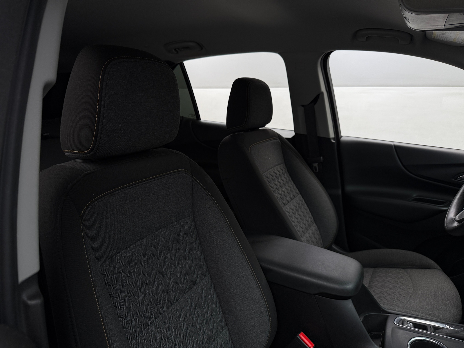 Thumbnail: 2022 Chevrolet Equinox - 2