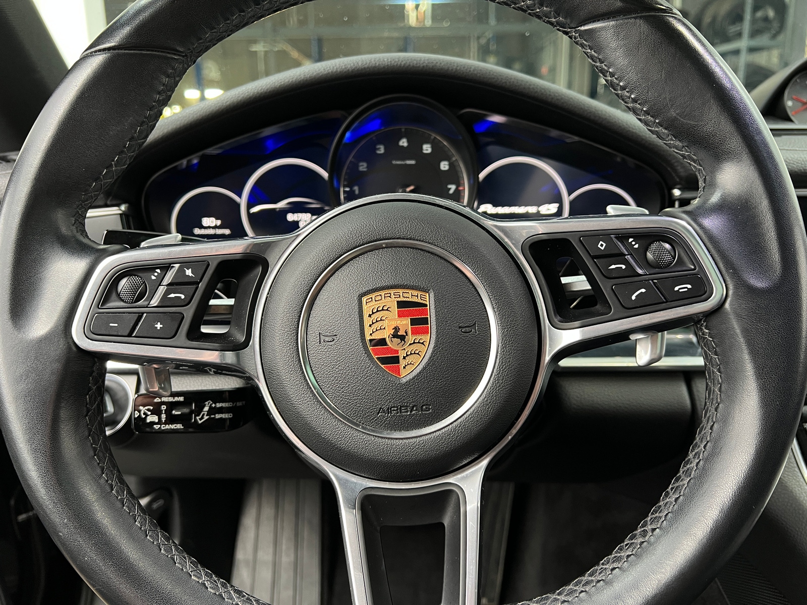 Thumbnail: 2020 Porsche Panamera - 4