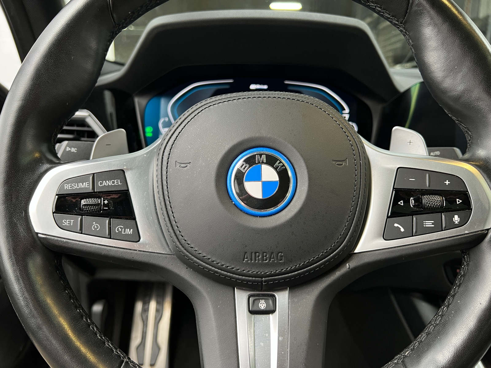 Thumbnail: 2022 BMW 3 Series - 4
