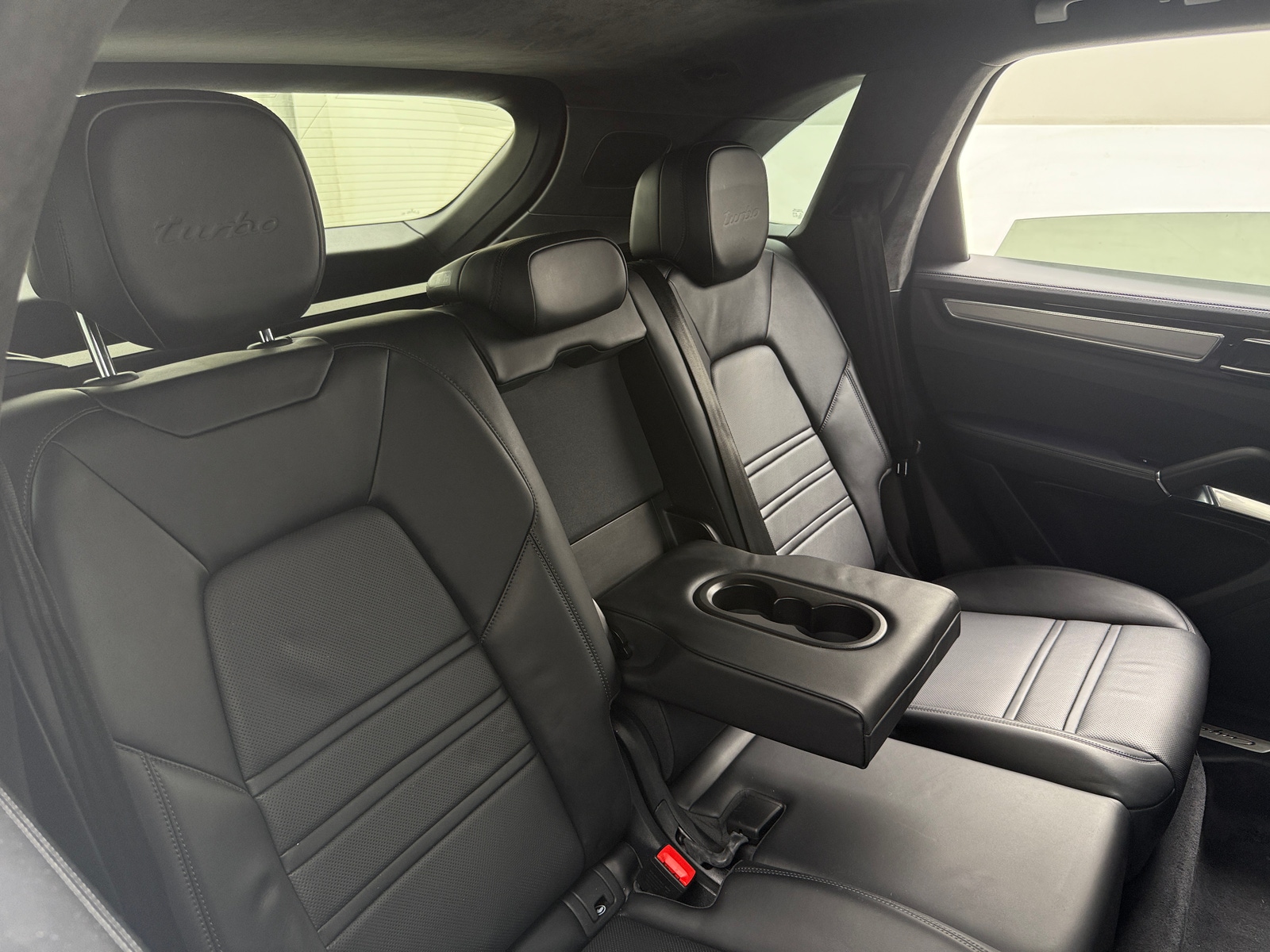 Thumbnail: 2021 Porsche Cayenne - 5