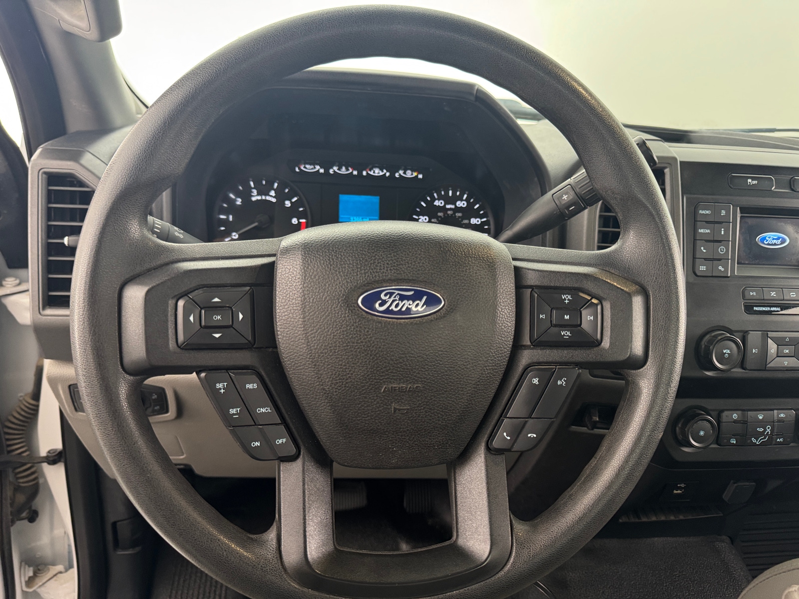 Thumbnail: 2022 Ford Econoline - 5