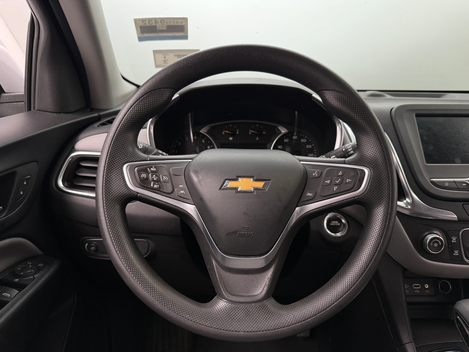 Thumbnail: 2022 Chevrolet Equinox - 5