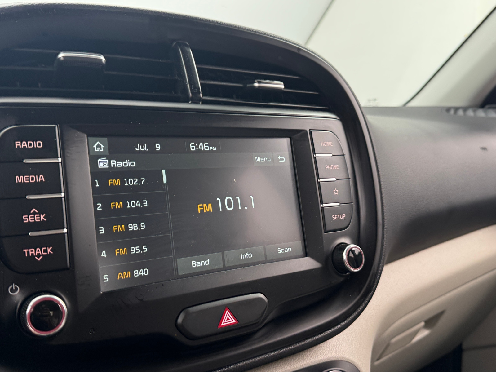Thumbnail: 2020 Kia Soul - 4