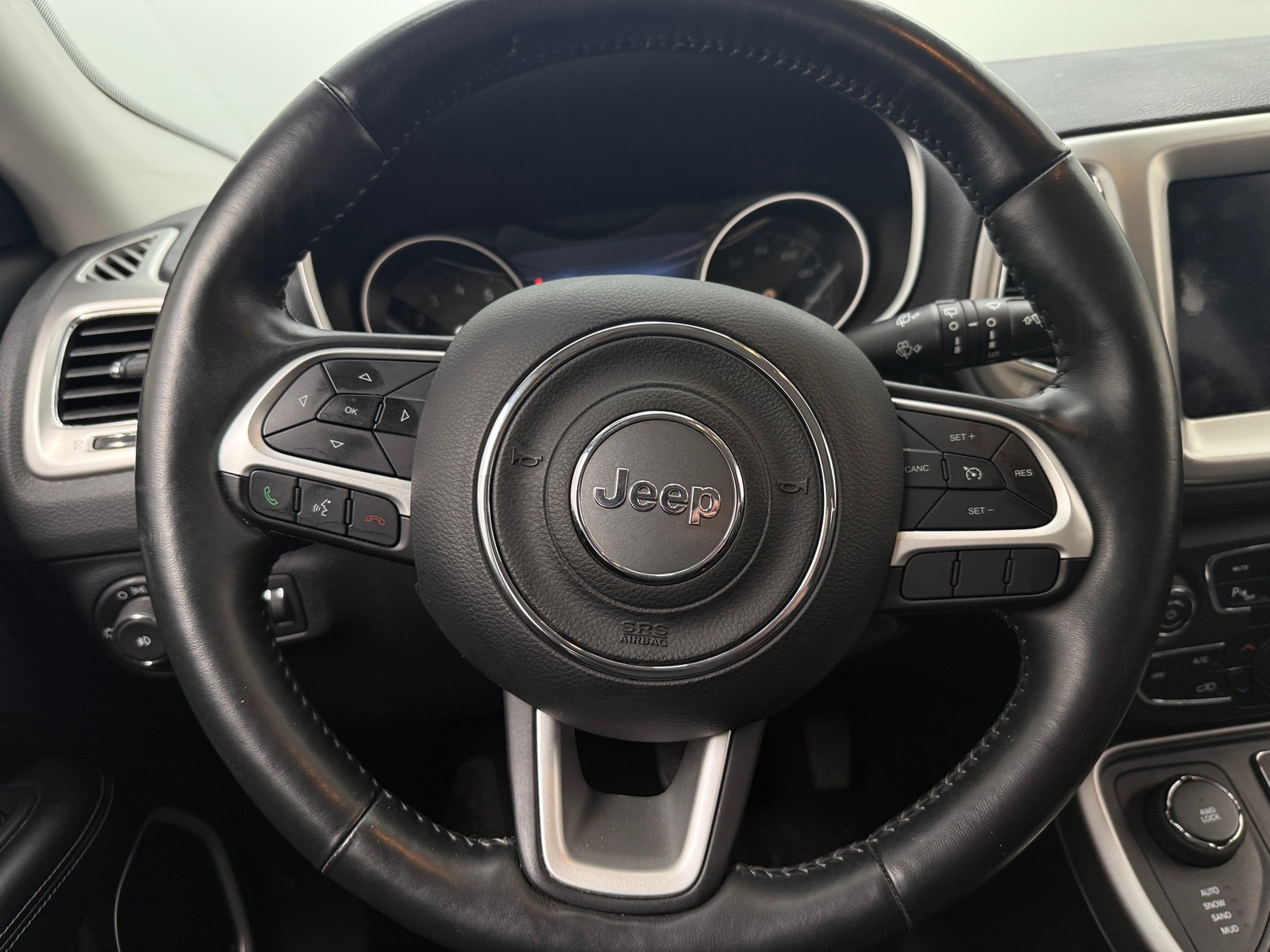 Thumbnail: 2019 Jeep Compass - 4