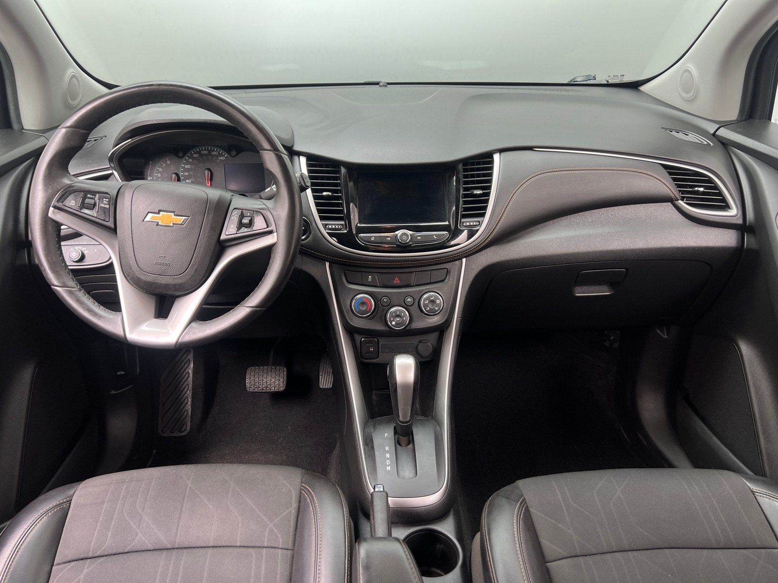 Thumbnail: 2018 Chevrolet Trax - 3