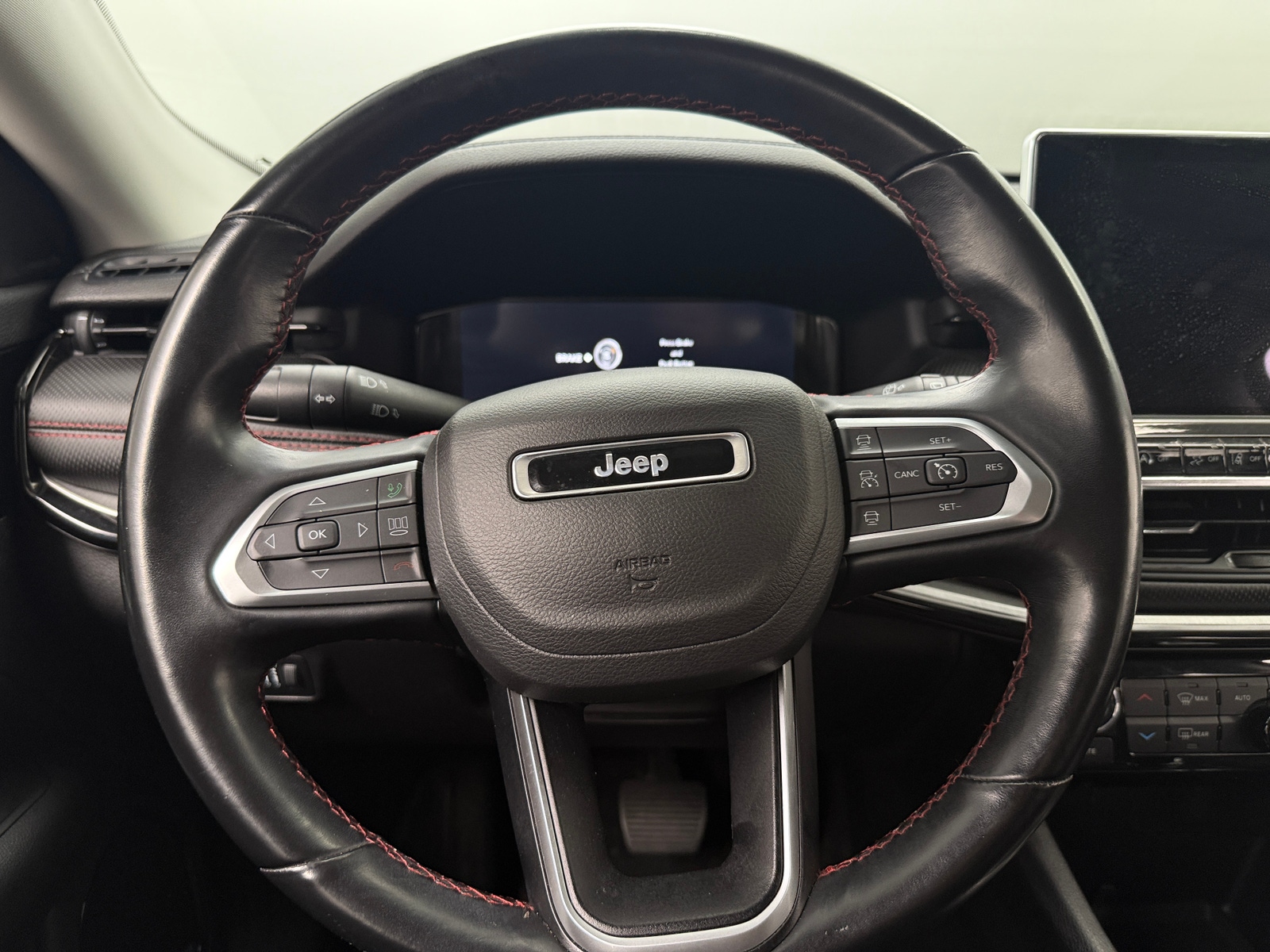 Thumbnail: 2022 Jeep Compass - 4