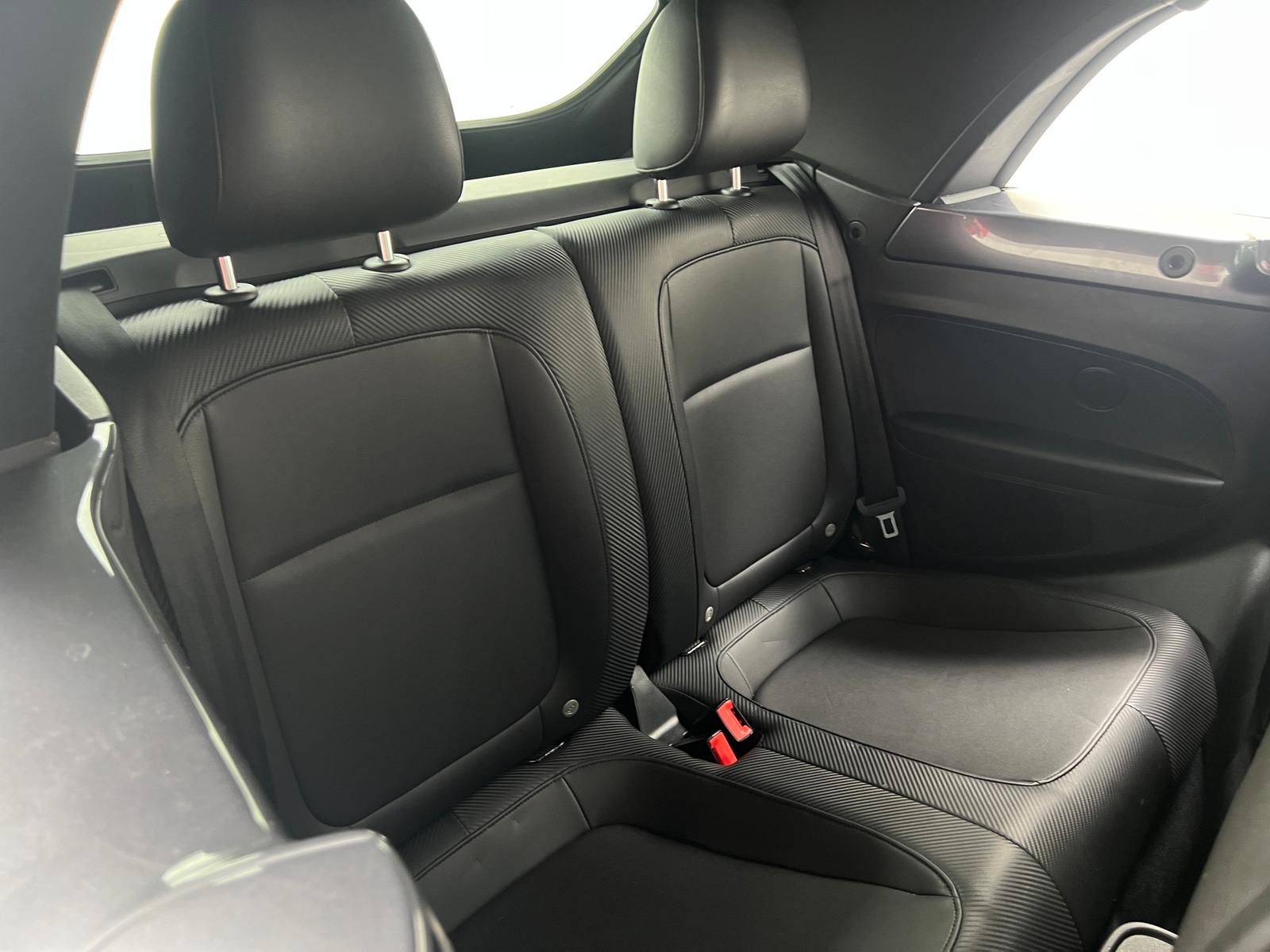 Thumbnail: 2013 Volkswagen Beetle - 6